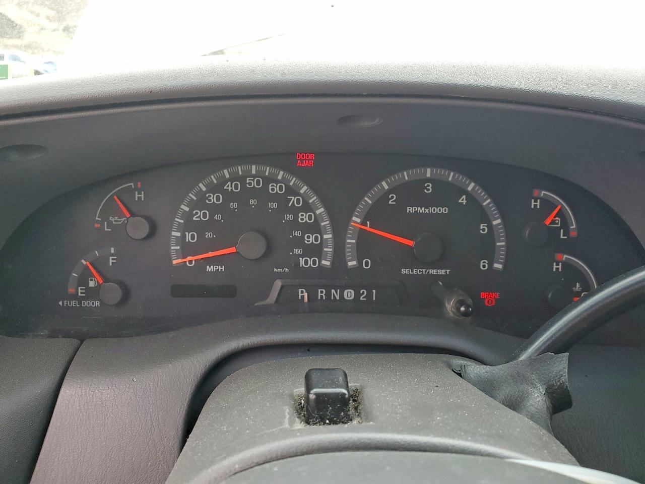 1999 Ford Expedition Silver vin: 1FMPU18L7XLB85062