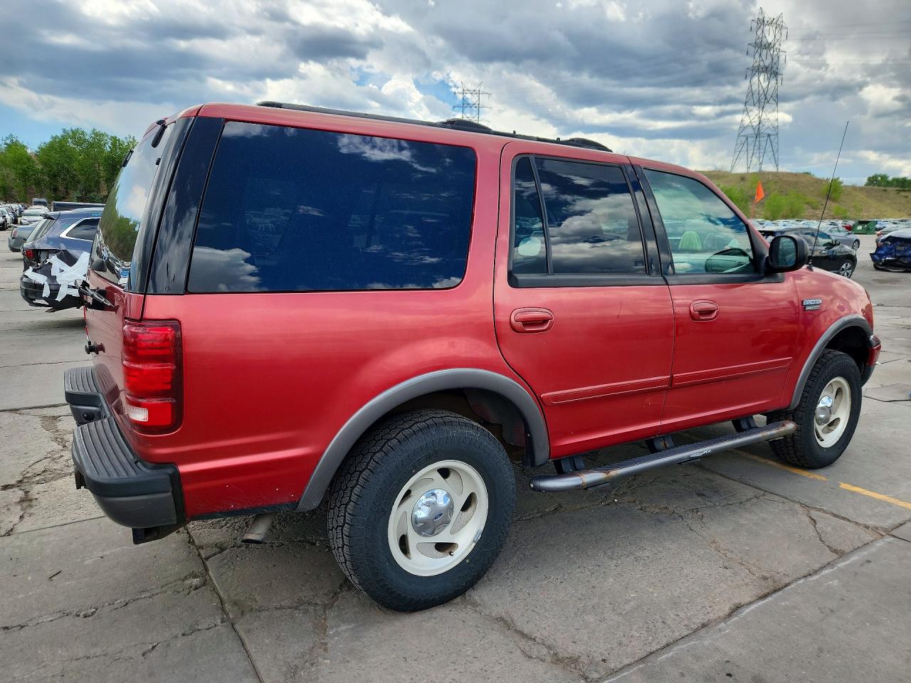 1999 Ford Expedition Красный vin: 1FMPU18L7XLC48757