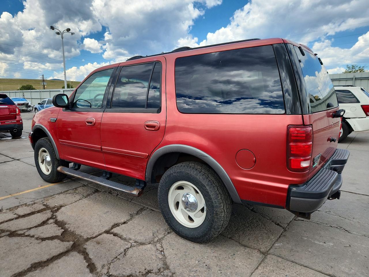 1999 Ford Expedition Красный vin: 1FMPU18L7XLC48757