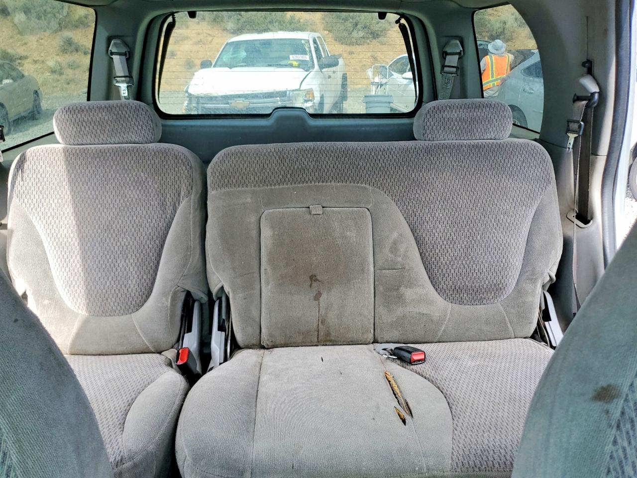 1998 Ford Expedition Silver vin: 1FMPU18L8WLC03468