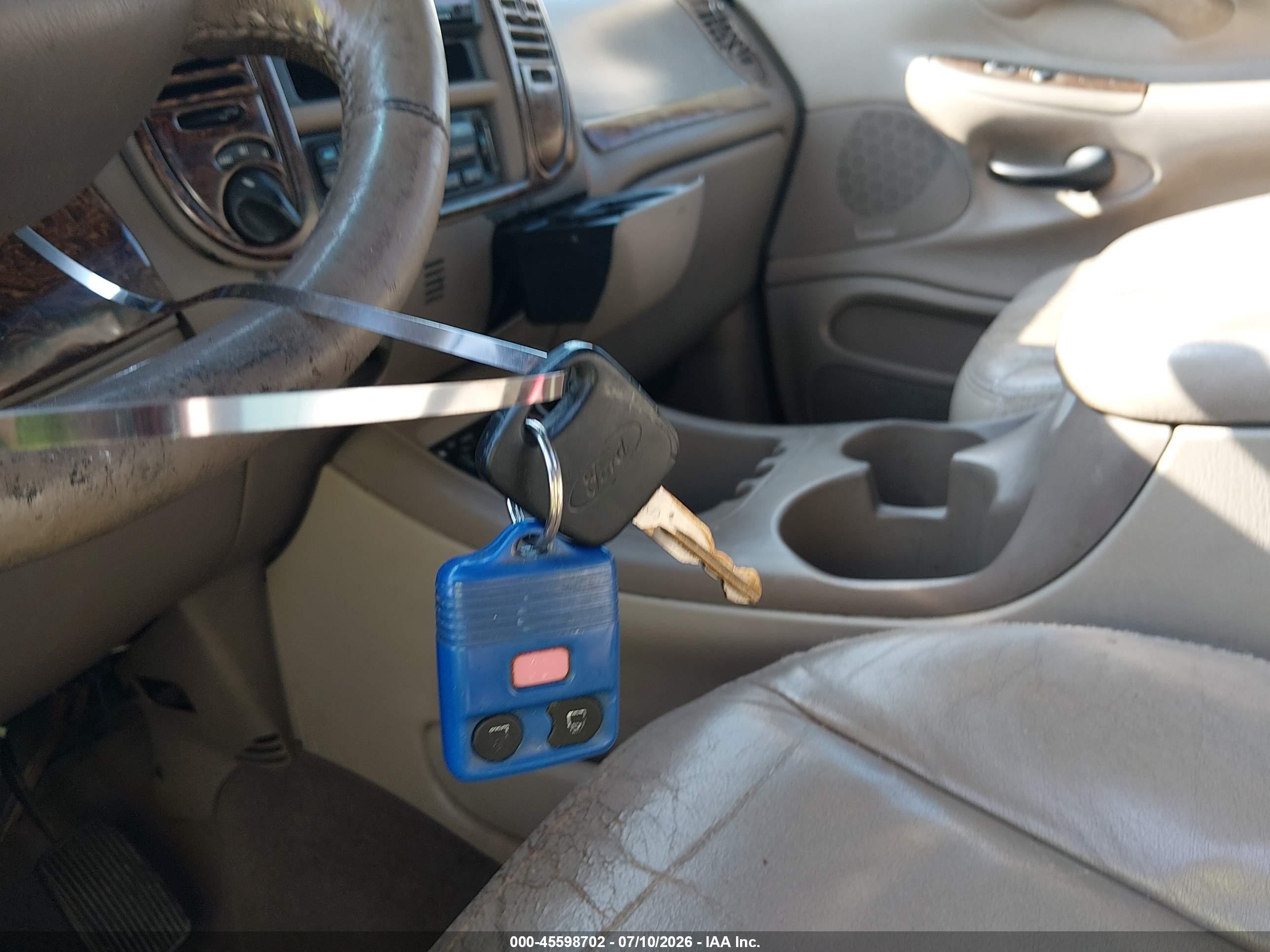 2000 Ford Expedition Eddie Bauer Blue vin: 1FMPU18L8YLA02351