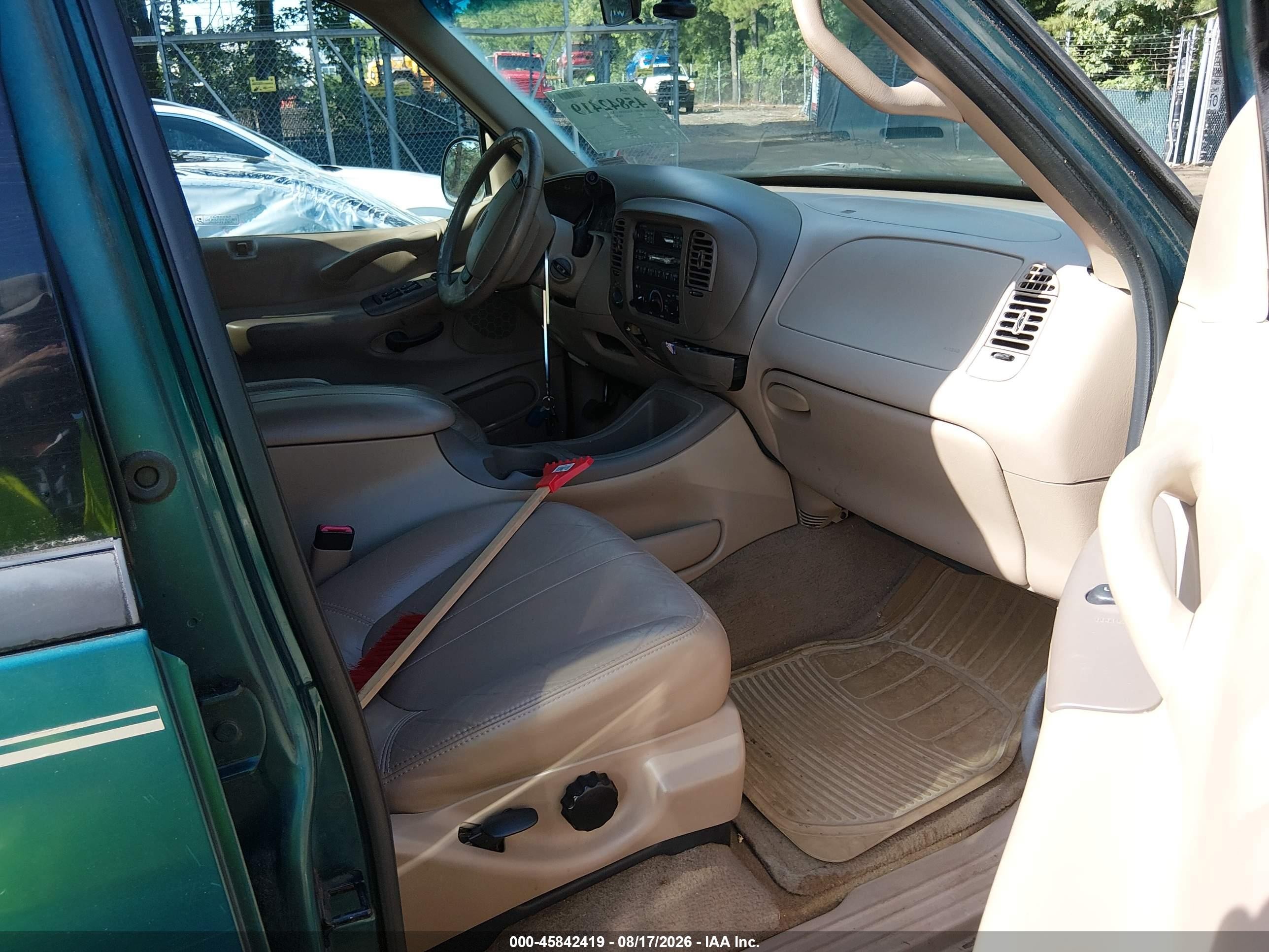 1998 Ford Expedition Eddie Bauer/xlt Green vin: 1FMPU18L9WLA85544