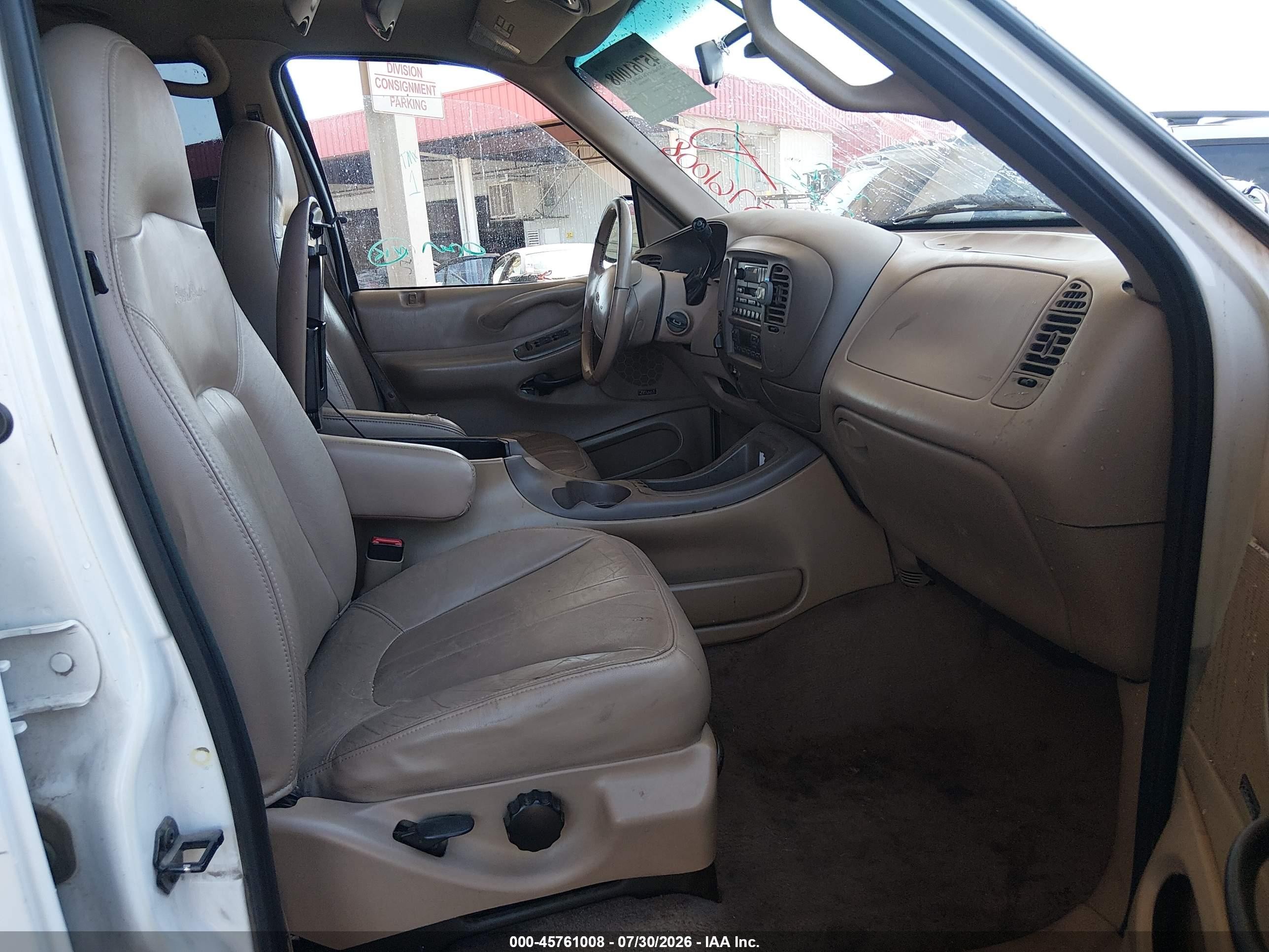 1999 Ford Expedition Eddie Bauer/xlt White vin: 1FMPU18L9XLB18866