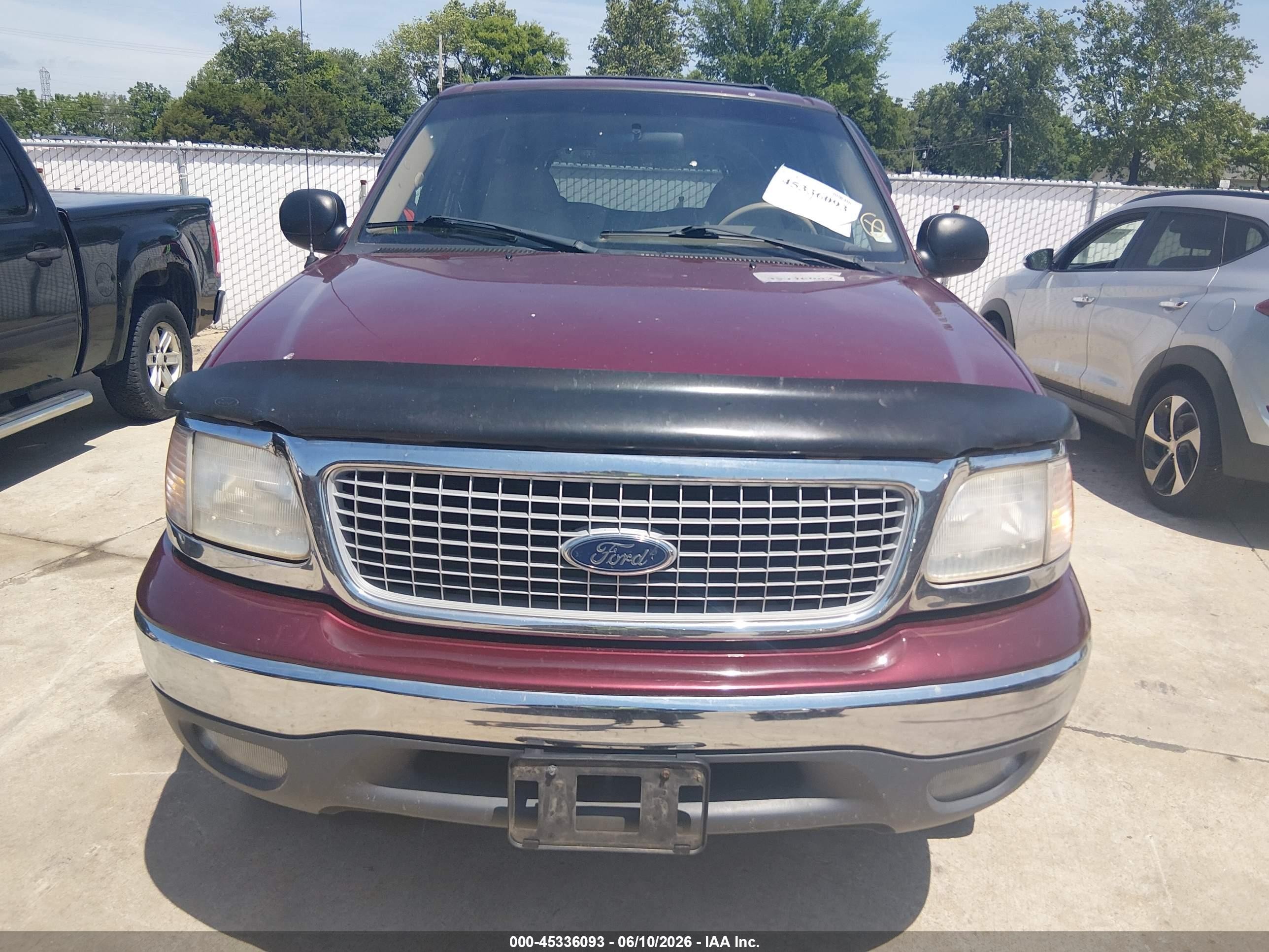 1999 Ford Expedition Eddie Bauer/xlt Red vin: 1FMPU18L9XLC28574