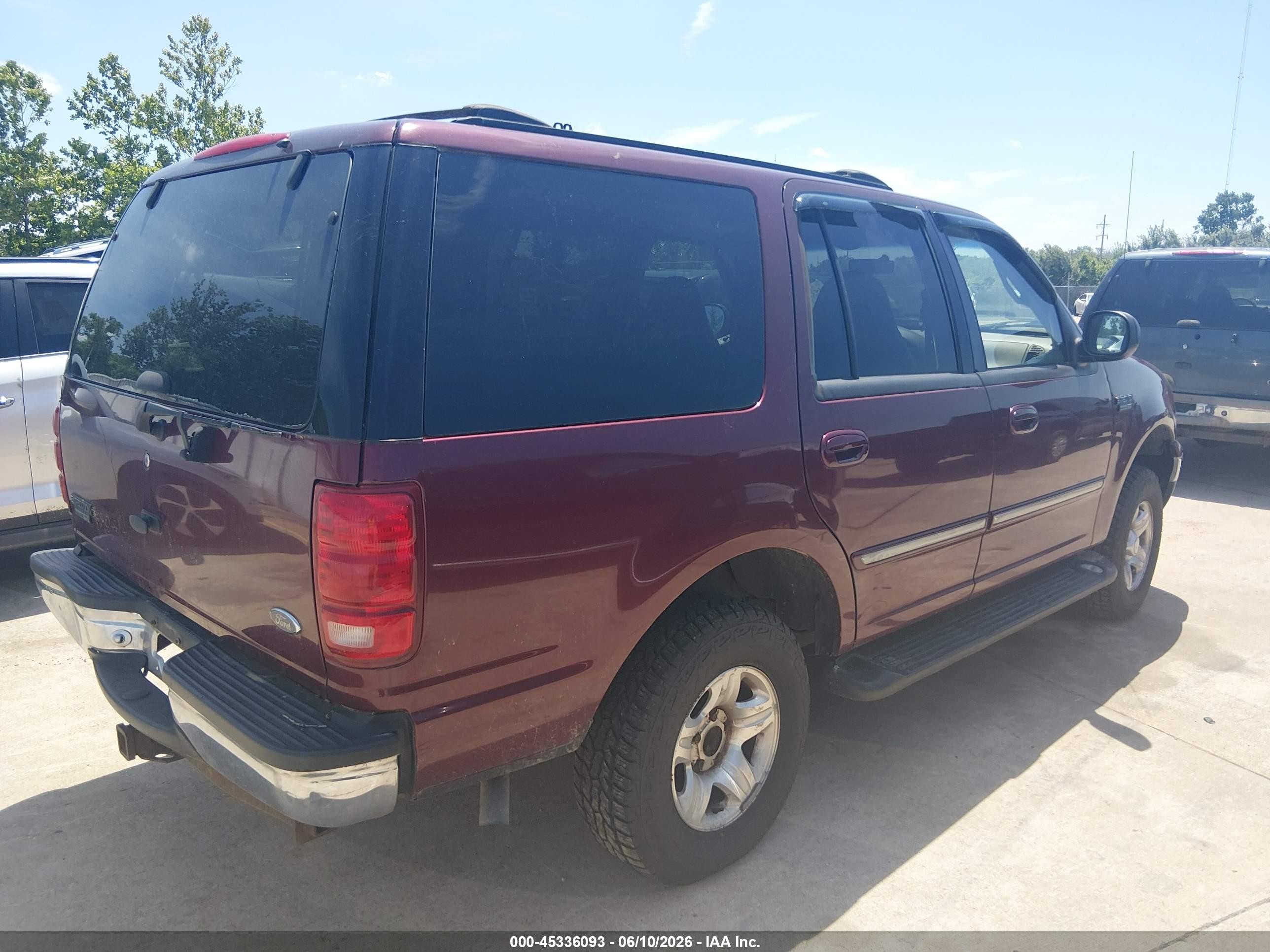 1999 Ford Expedition Eddie Bauer/xlt Red vin: 1FMPU18L9XLC28574