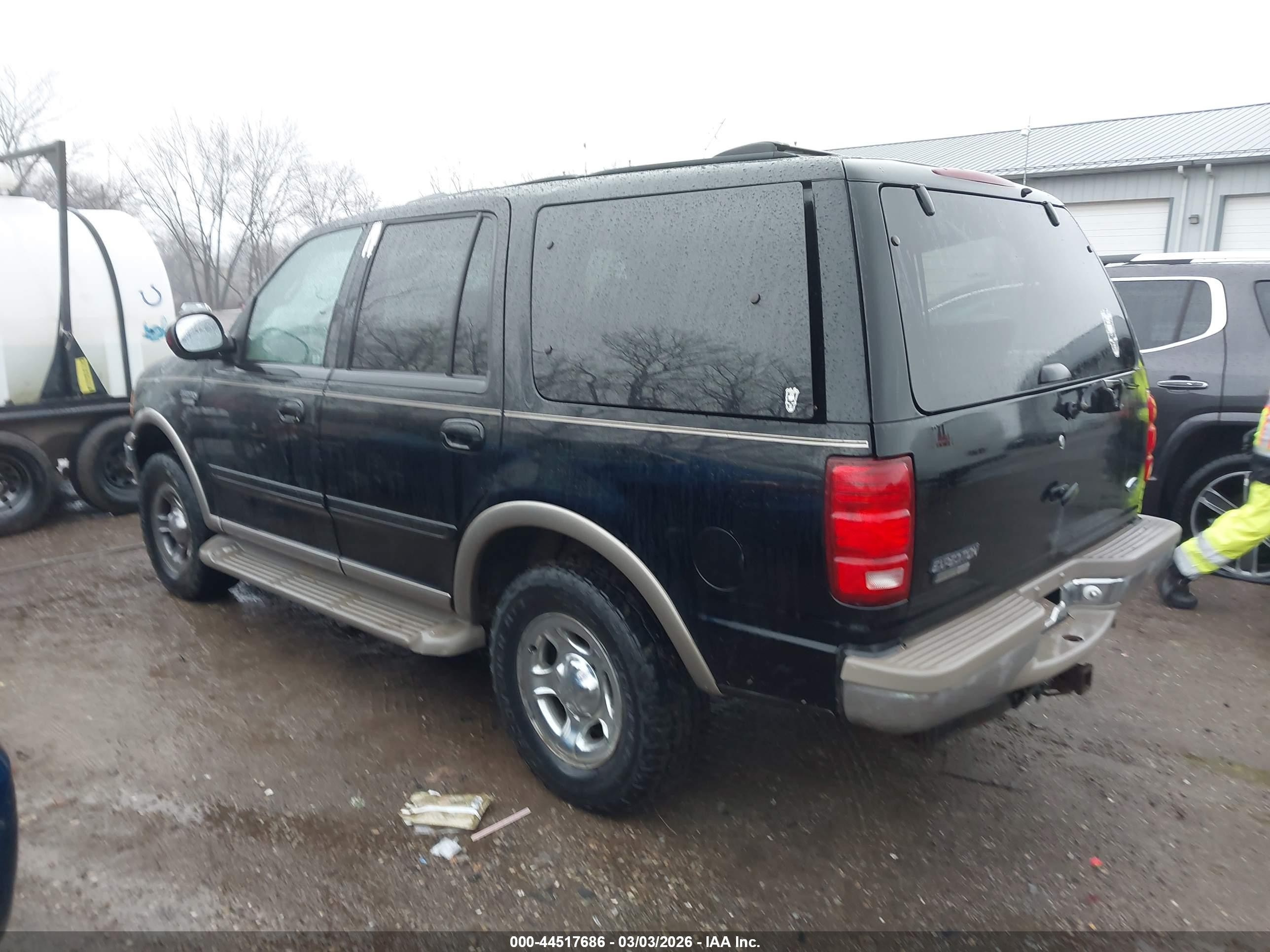 2002 Ford Expedition Eddie Bauer Black vin: 1FMPU18LX2LA55463