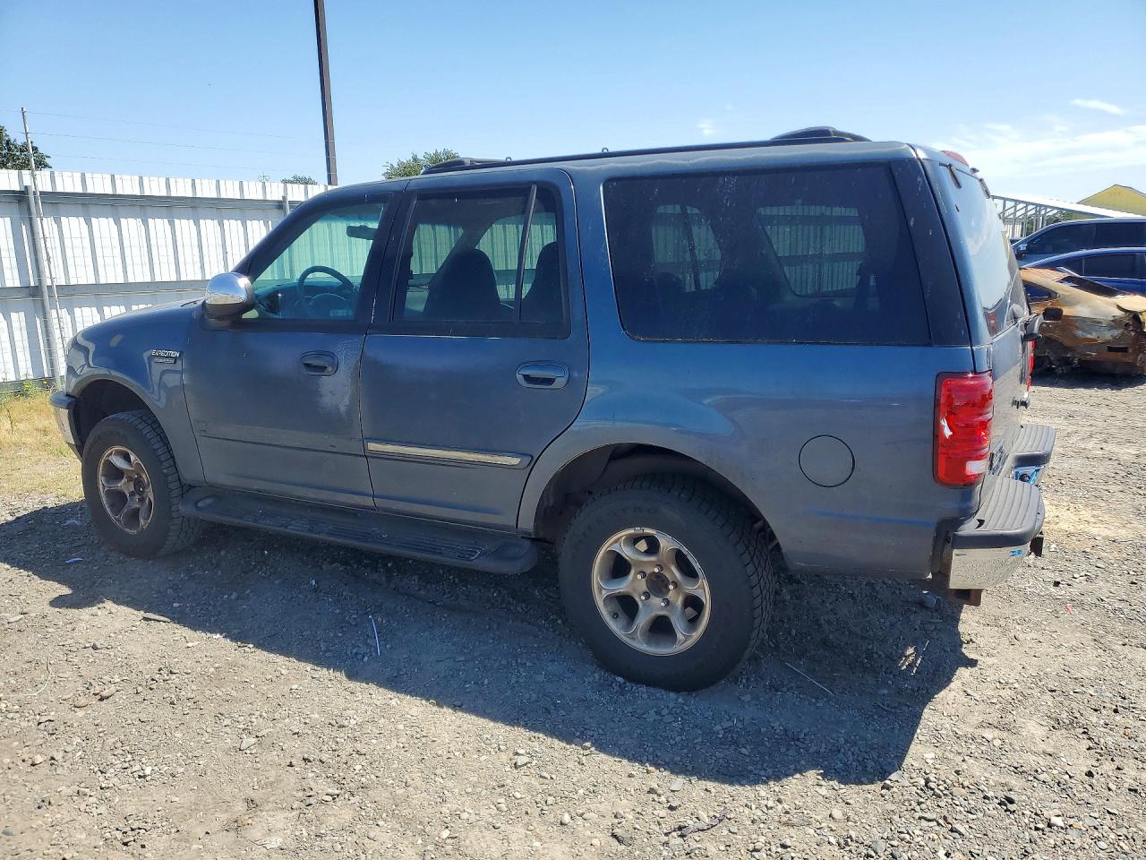 1998 Ford Expedition Blue vin: 1FMPU18LXWLC18537