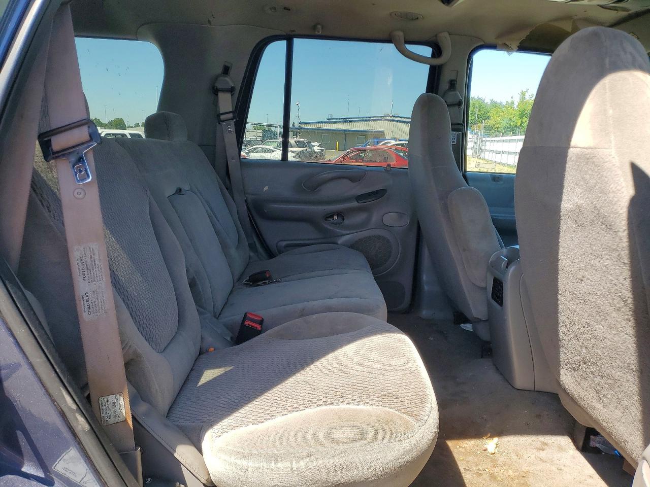 1998 Ford Expedition Blue vin: 1FMPU18LXWLC18537
