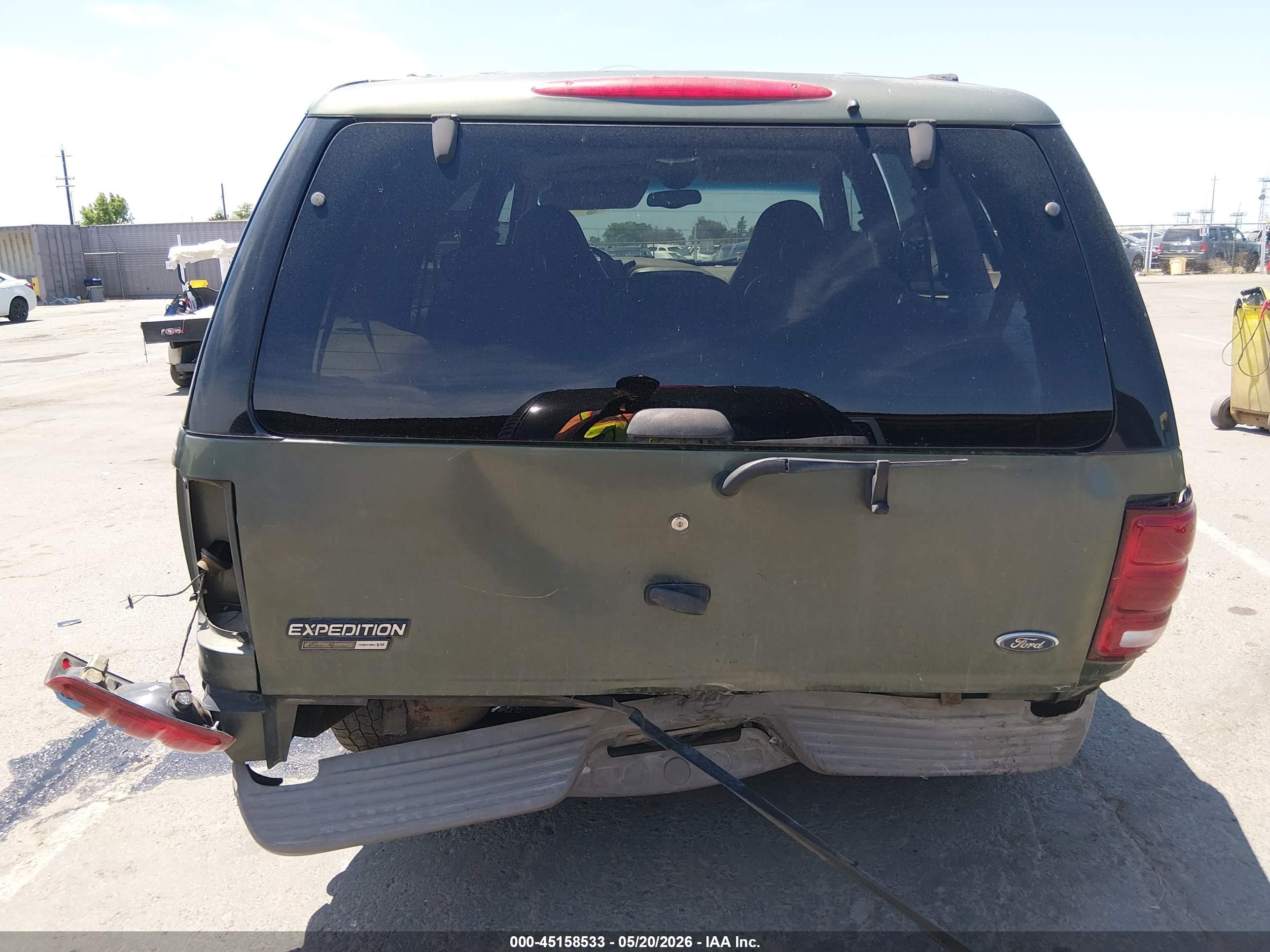 2000 Ford Expedition Eddie Bauer Зеленый vin: 1FMPU18LXYLA56668