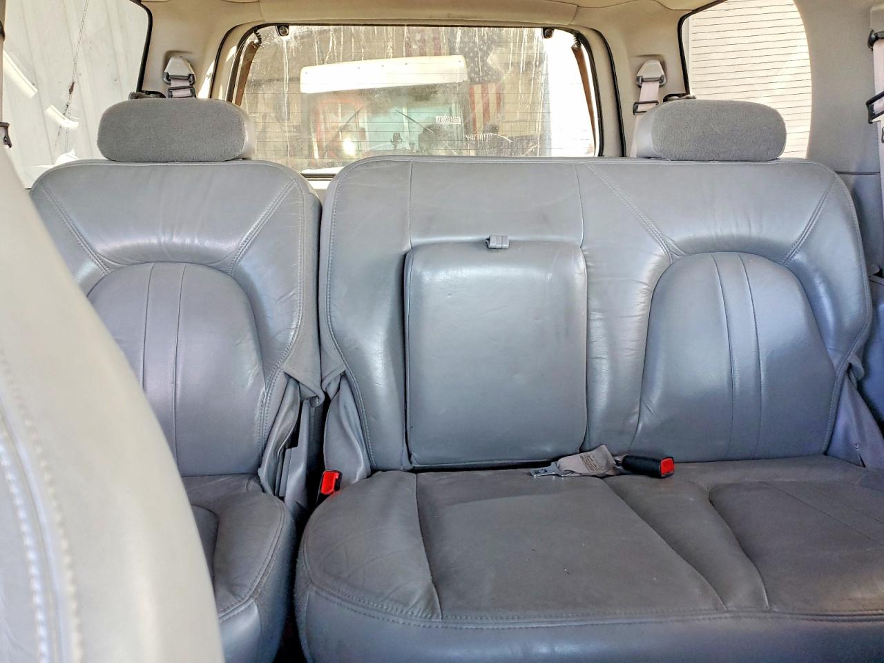2000 Ford Expedition Eddie Bauer Black vin: 1FMPU18LXYLC35552