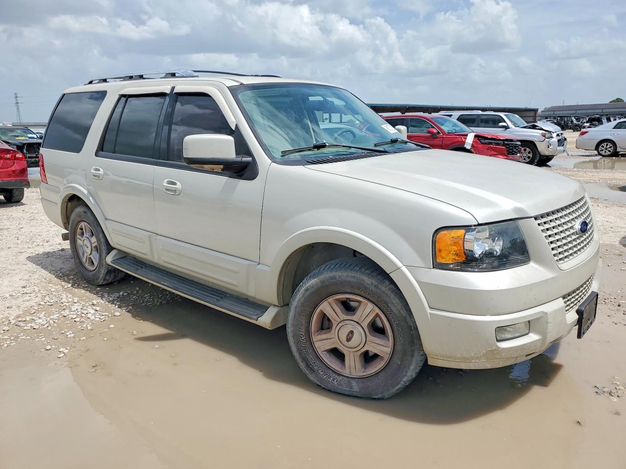 2006 Ford Expedition Limited Белый vin: 1FMPU19556LA81894
