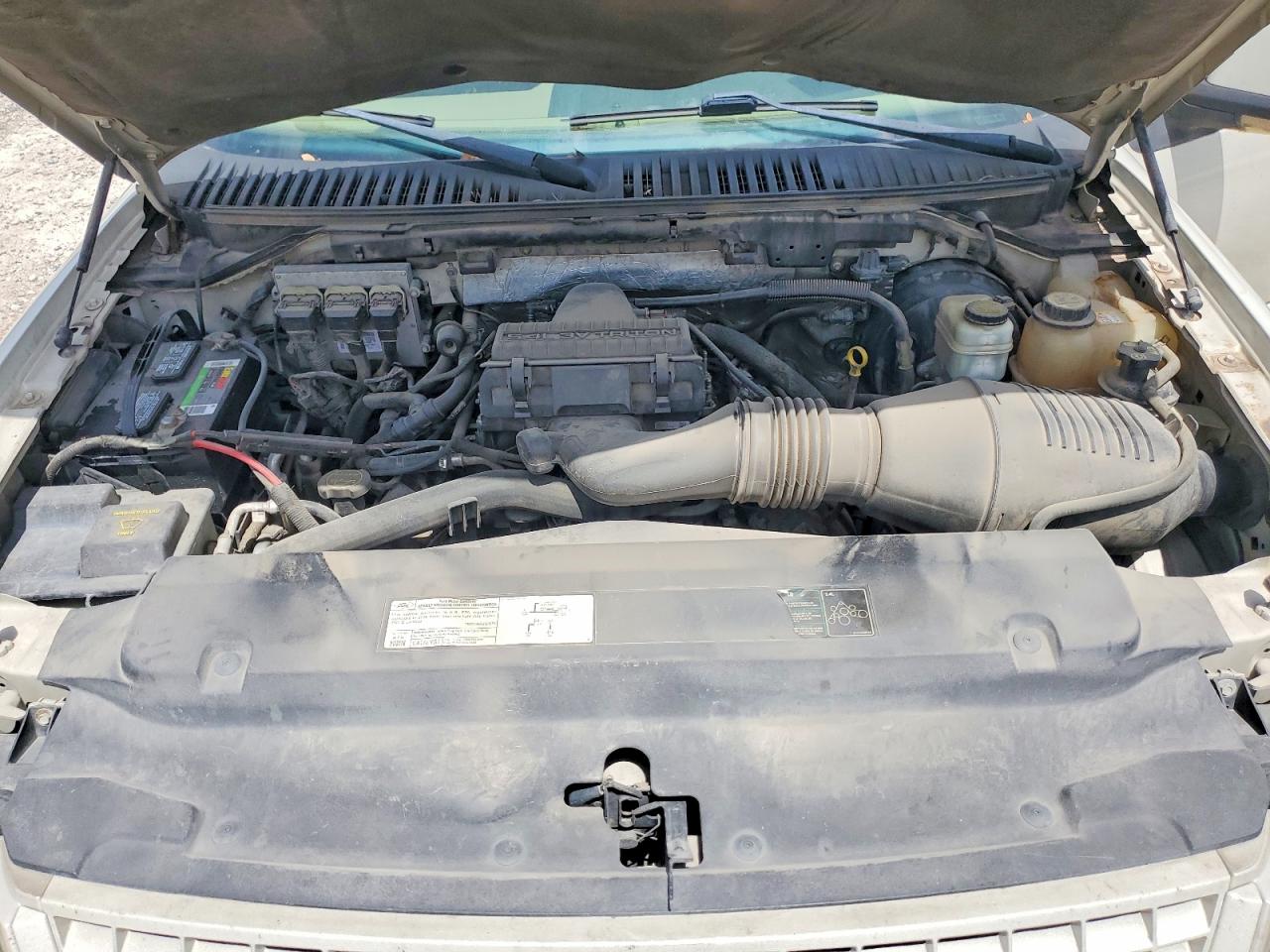 2006 Ford Expedition Limited Белый vin: 1FMPU19556LA81894