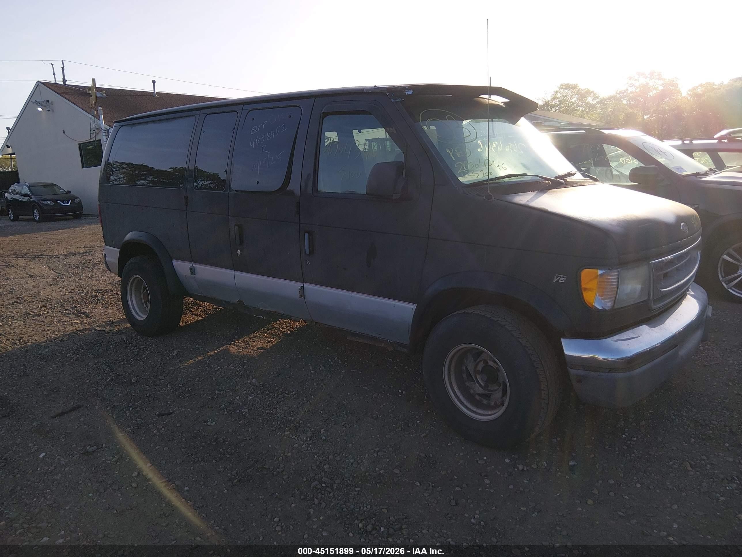 1998 Ford Club Wagon Xl/xlt Black vin: 1FMRE1165WHC14764