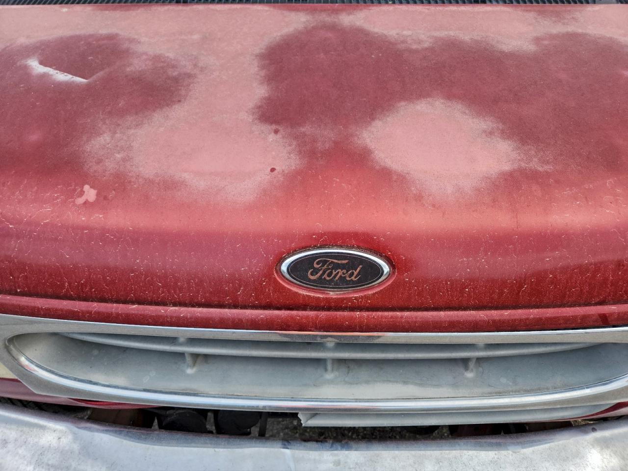 2001 Ford Econoline E150 Wagon Maroon vin: 1FMRE11L11HA88577