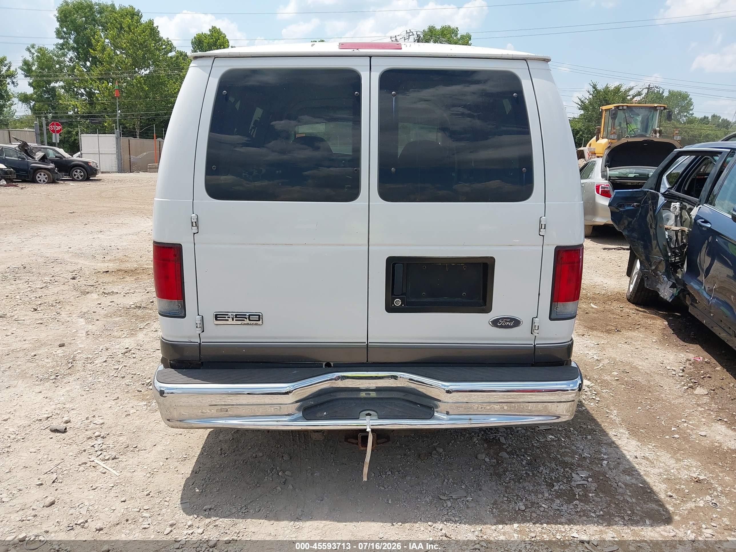 2006 Ford E-150 Xl/xlt Белый vin: 1FMRE11L16HA52752