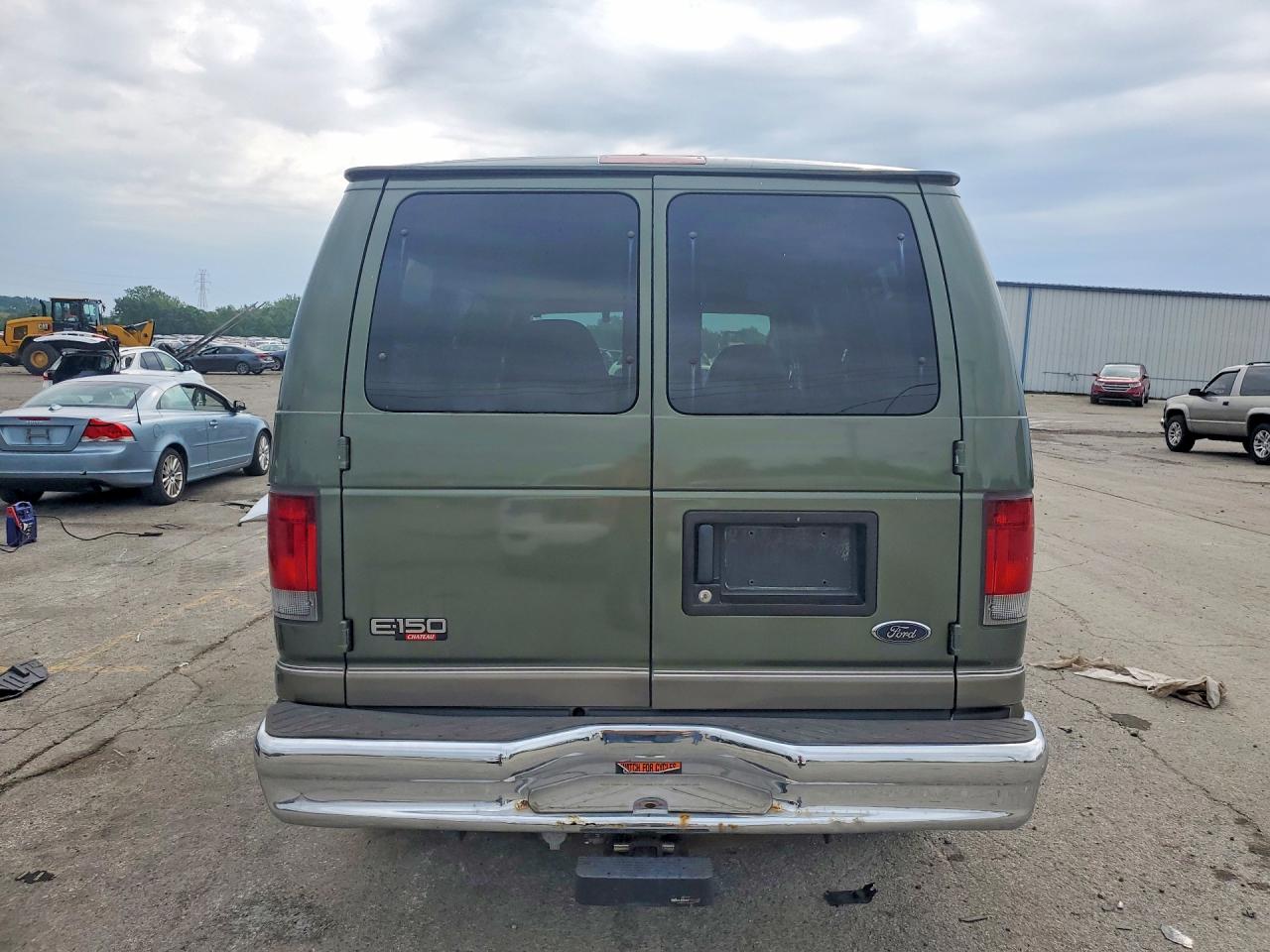 2003 Ford Econoline E150 Wagon Green vin: 1FMRE11L23HA06875