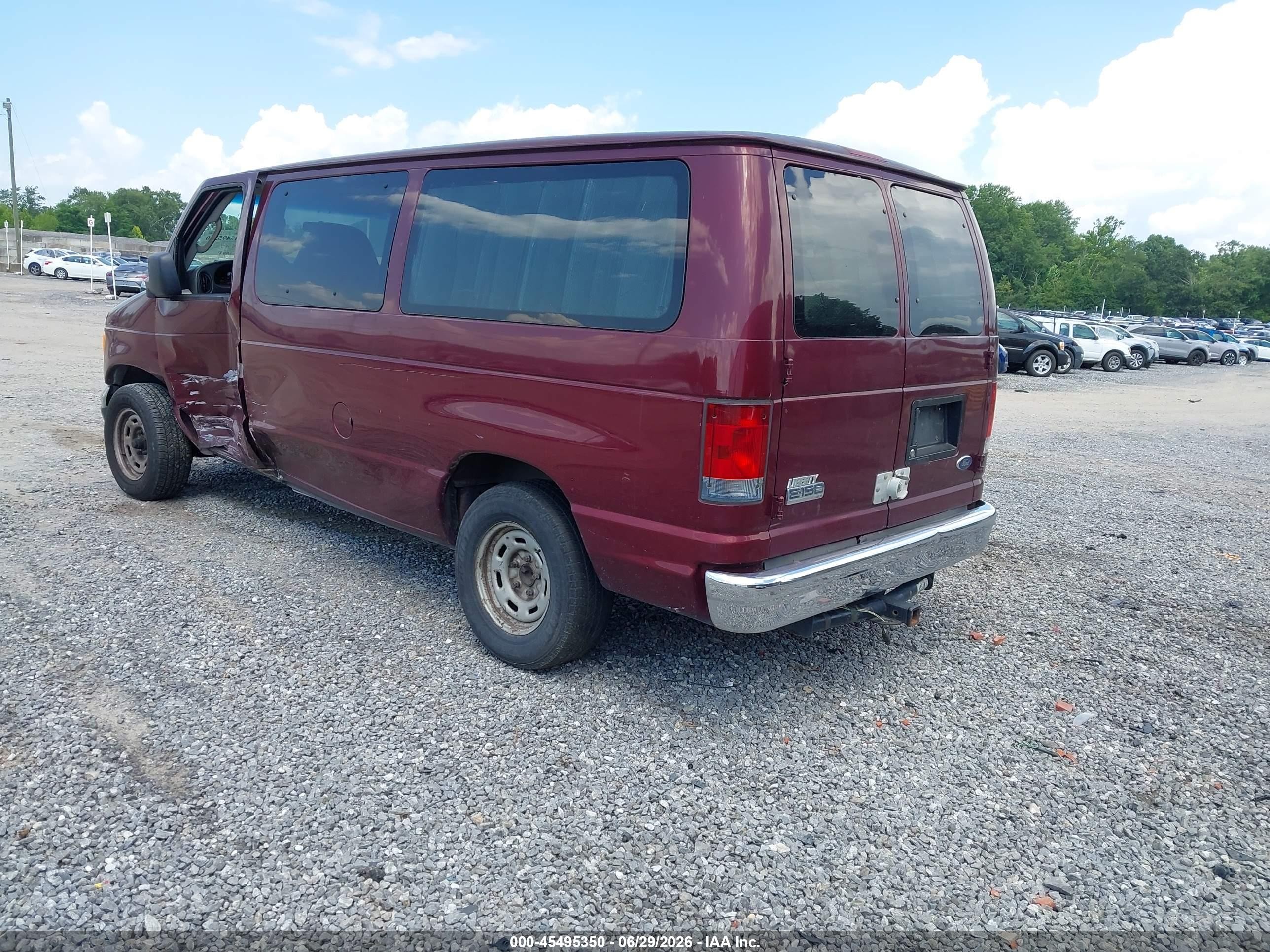 2006 Ford E-150   Burgundy vin: 1FMRE11L36DA99563