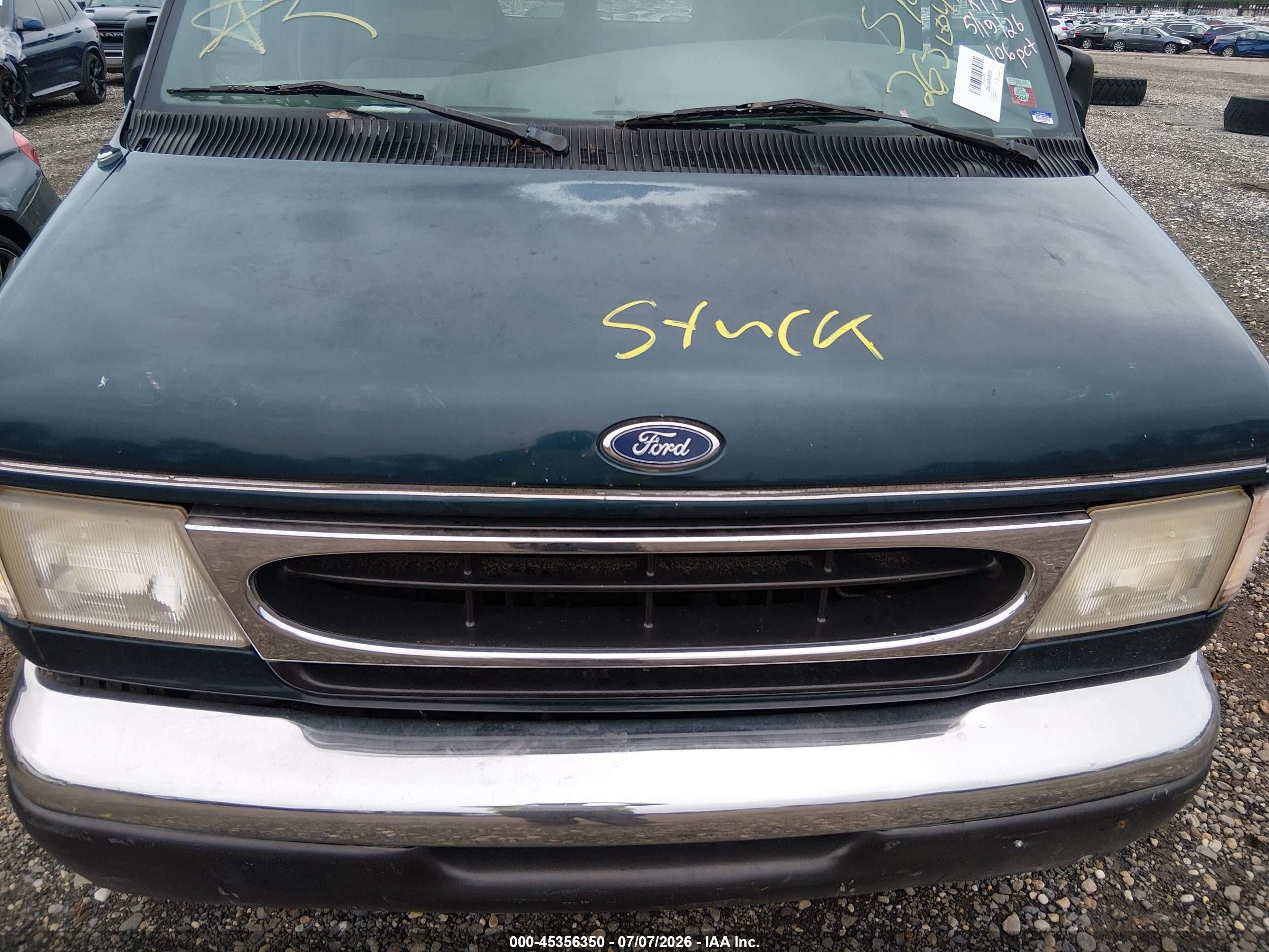 1998 Ford Club Wagon Xl/xlt Green vin: 1FMRE11L4WHA59808