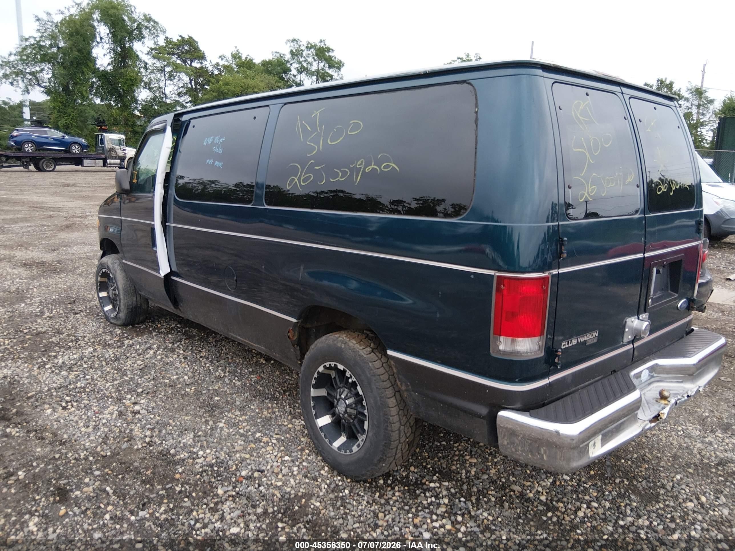 1998 Ford Club Wagon Xl/xlt Green vin: 1FMRE11L4WHA59808