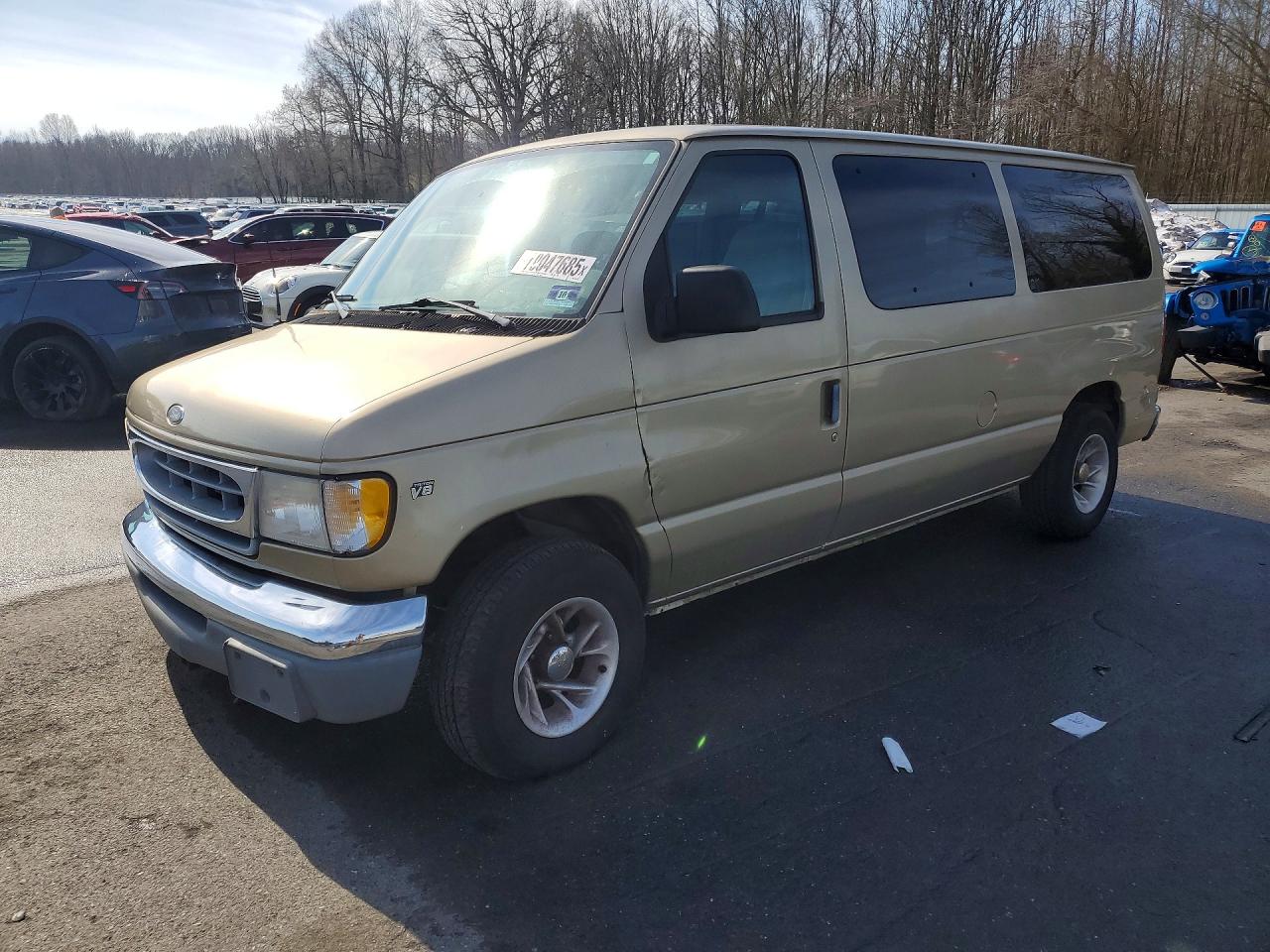 1999 Ford Econoline E150 Wagon Tan vin: 1FMRE11L4XHA55274