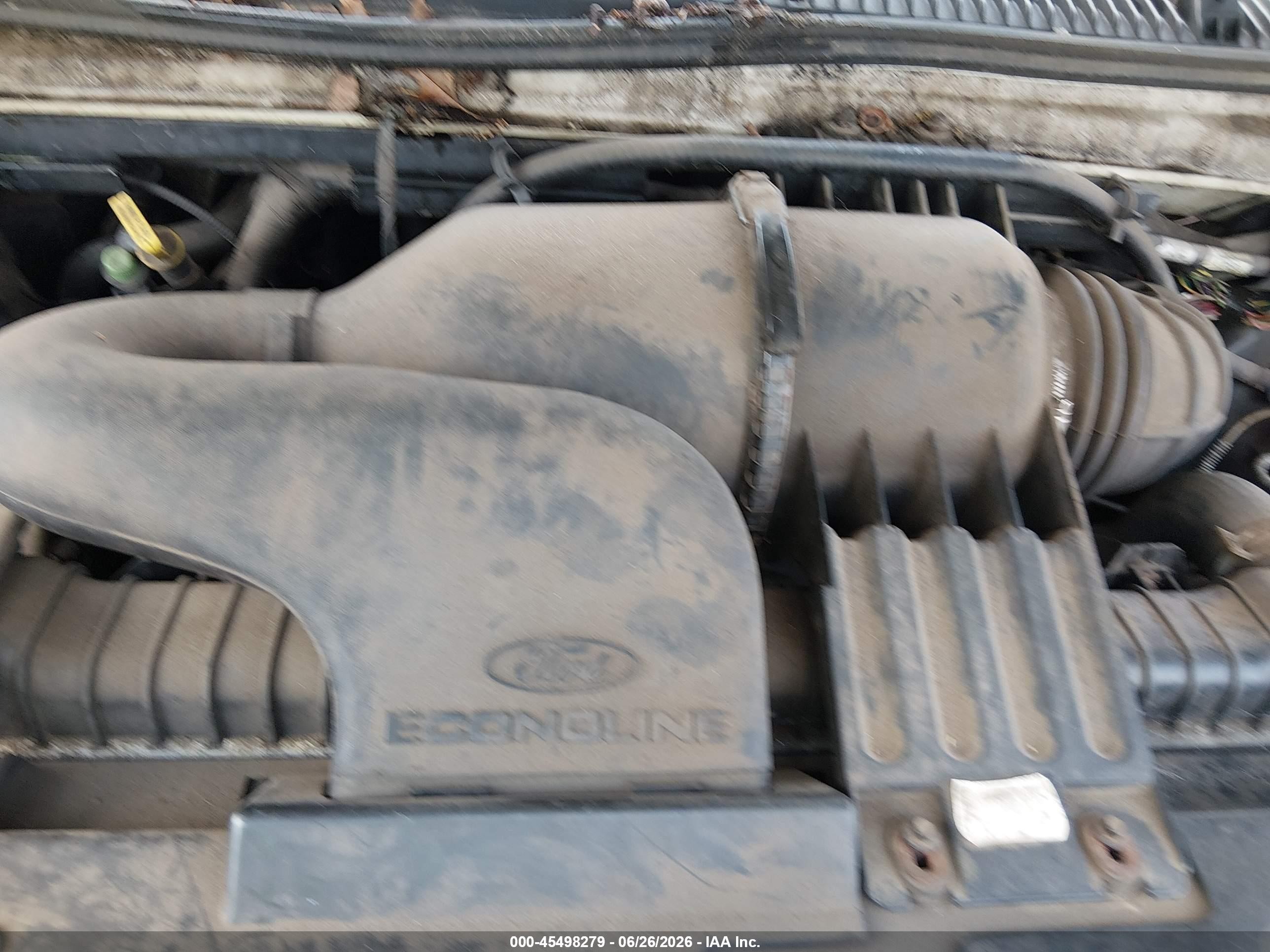 2000 Ford E-150 Xl/xlt White vin: 1FMRE11L5YHB69477