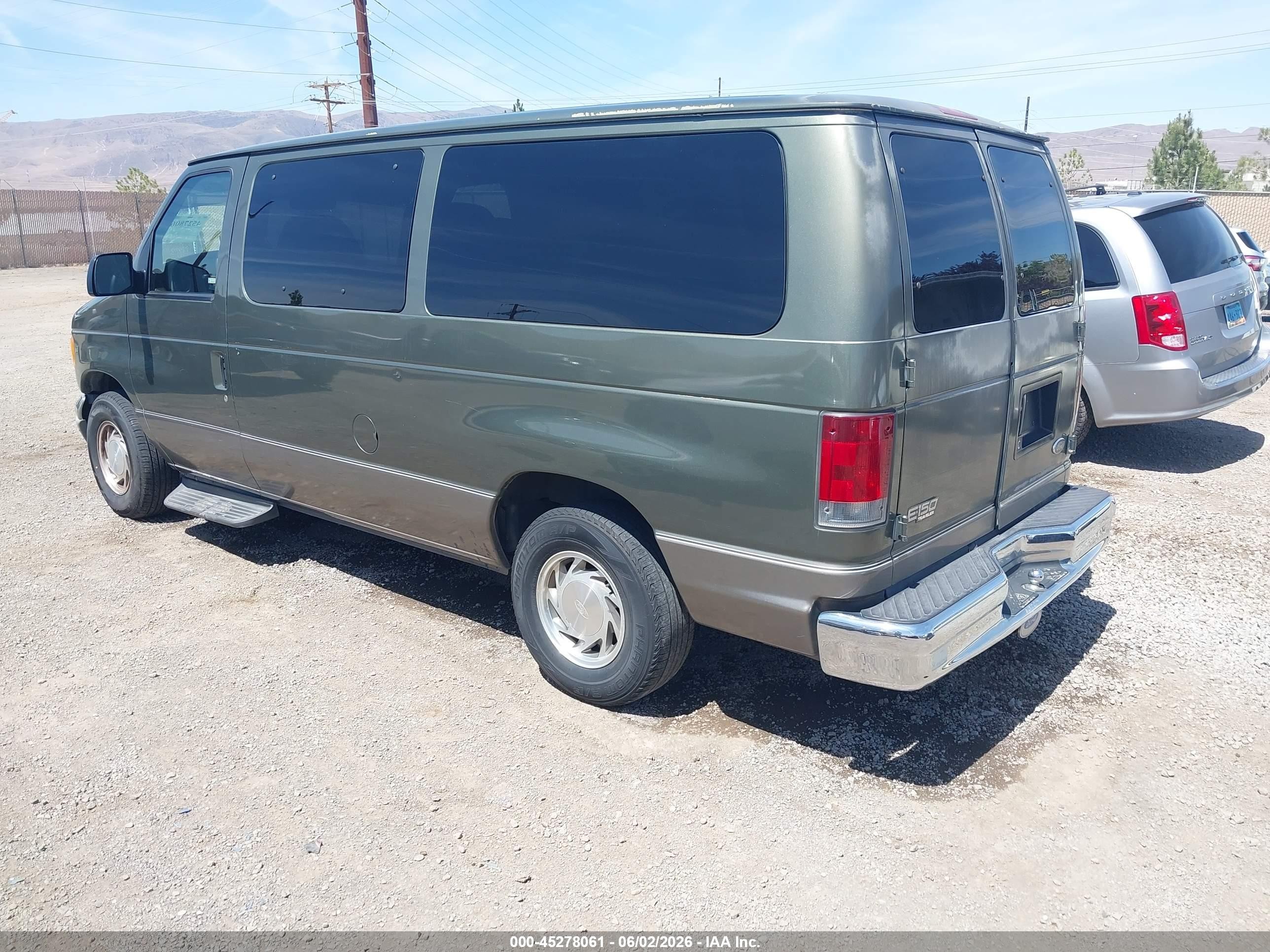2002 Ford E-150 Xl/xlt Green vin: 1FMRE11L62HB34843