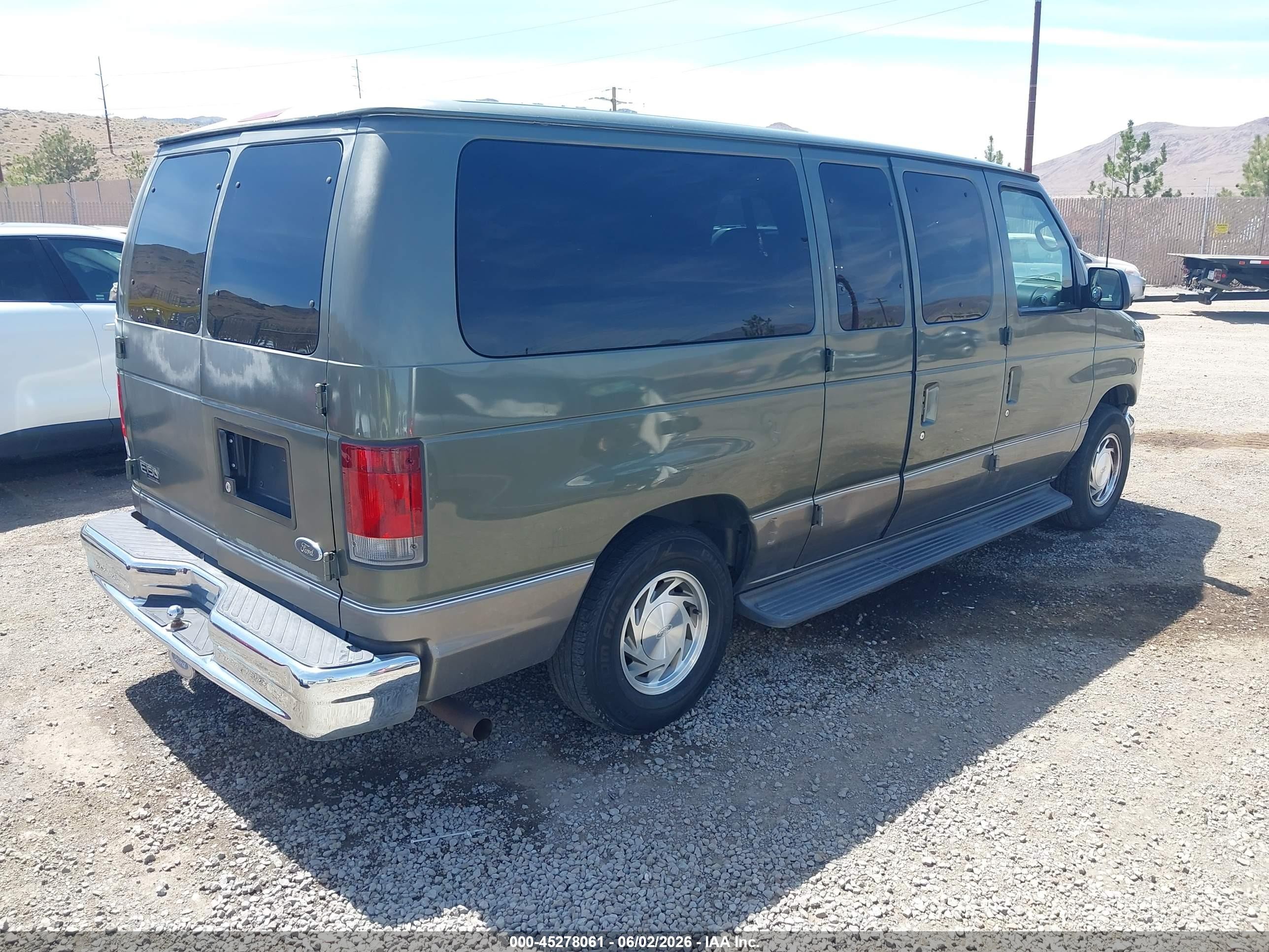 2002 Ford E-150 Xl/xlt Green vin: 1FMRE11L62HB34843