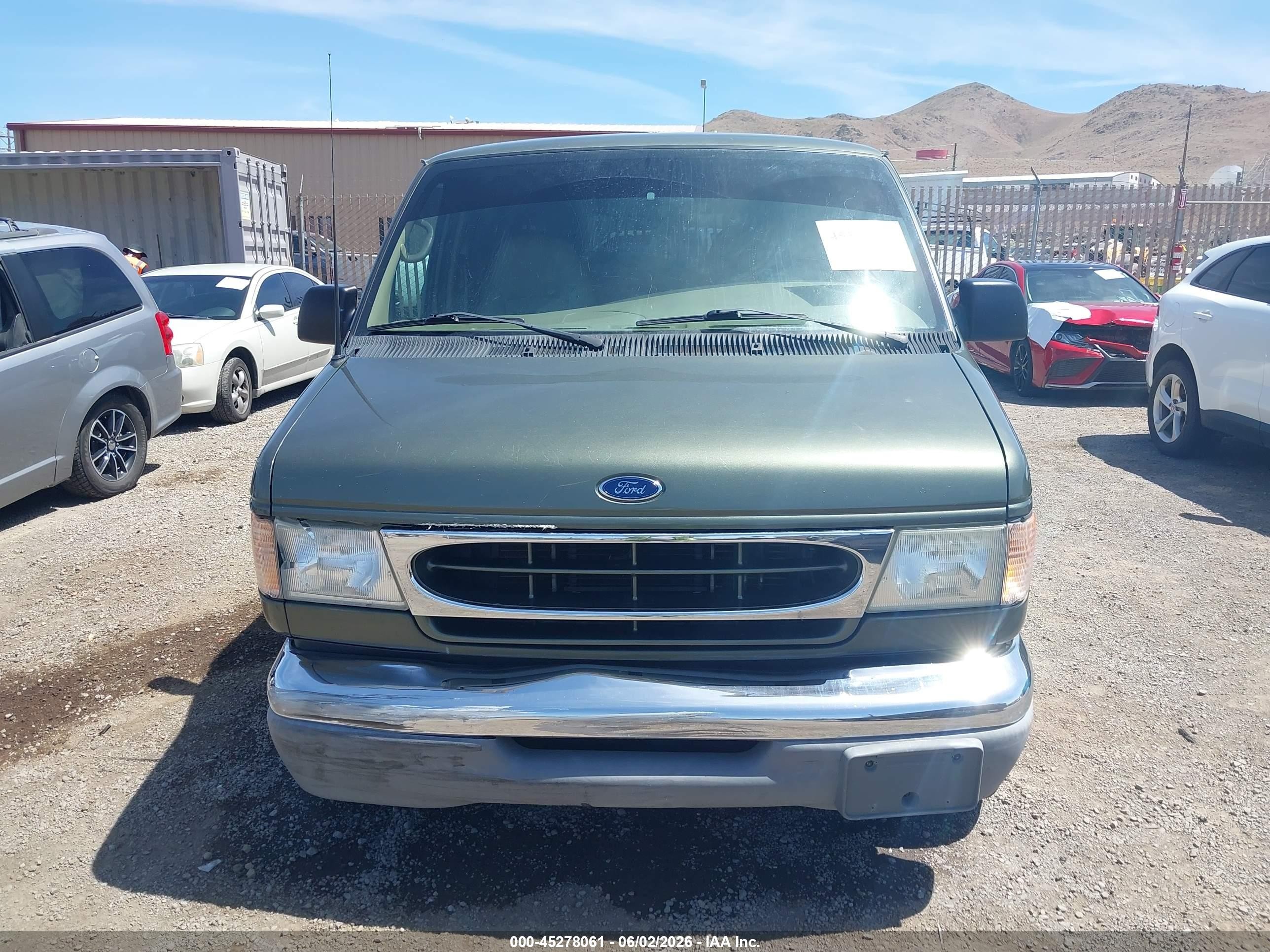2002 Ford E-150 Xl/xlt Green vin: 1FMRE11L62HB34843