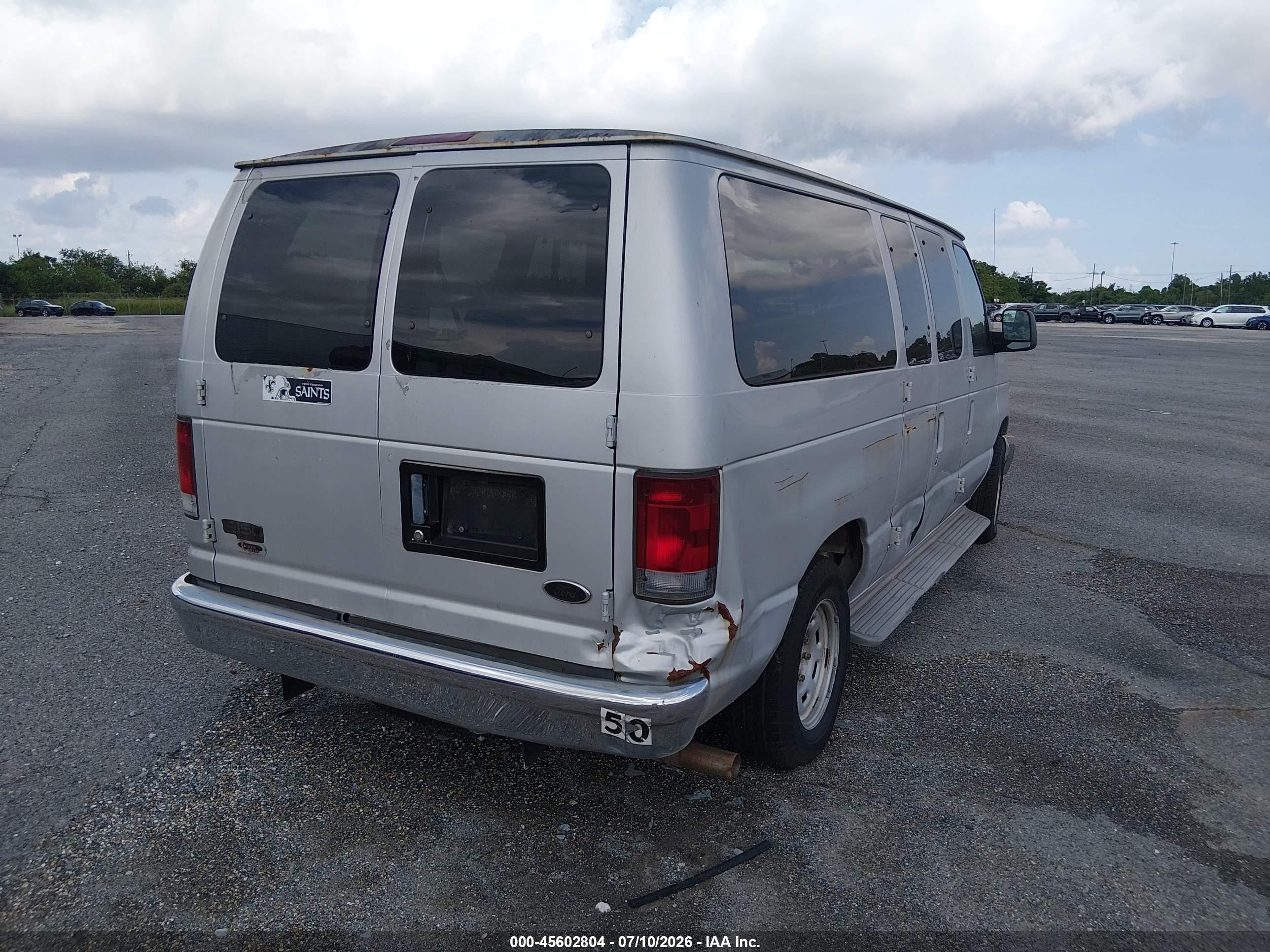 2005 Ford E-150 Chateau/xl/xlt Silver vin: 1FMRE11L95HB00173