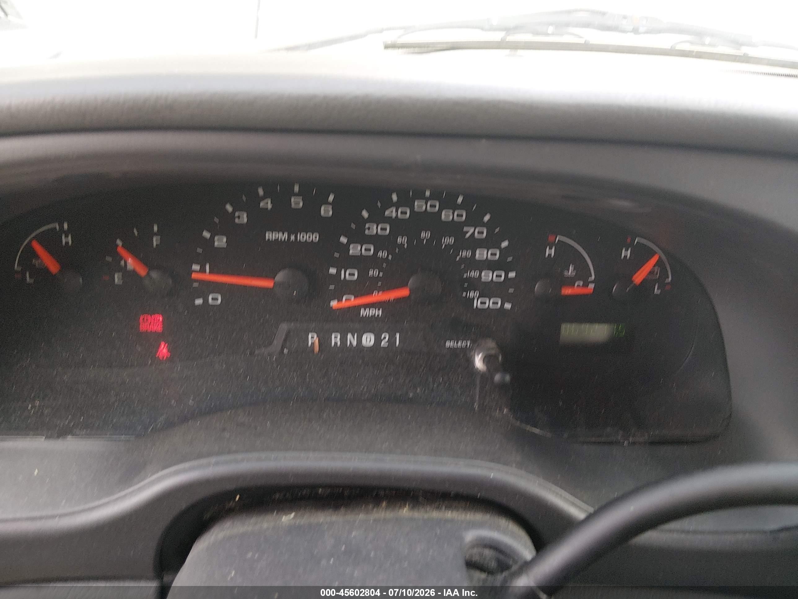 2005 Ford E-150 Chateau/xl/xlt Silver vin: 1FMRE11L95HB00173