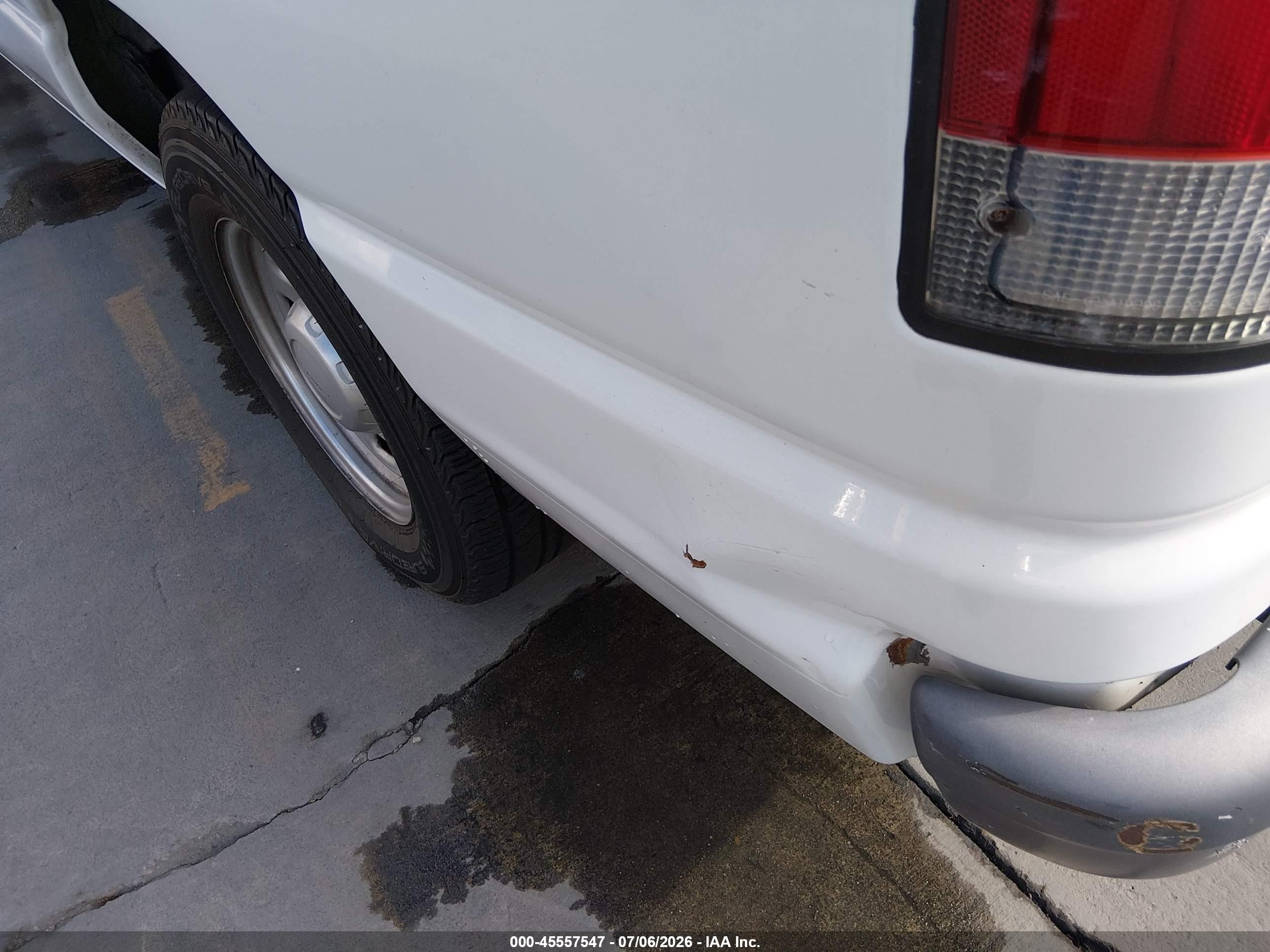 2006 Ford E-150 Xl/xlt White vin: 1FMRE11W16DA25696