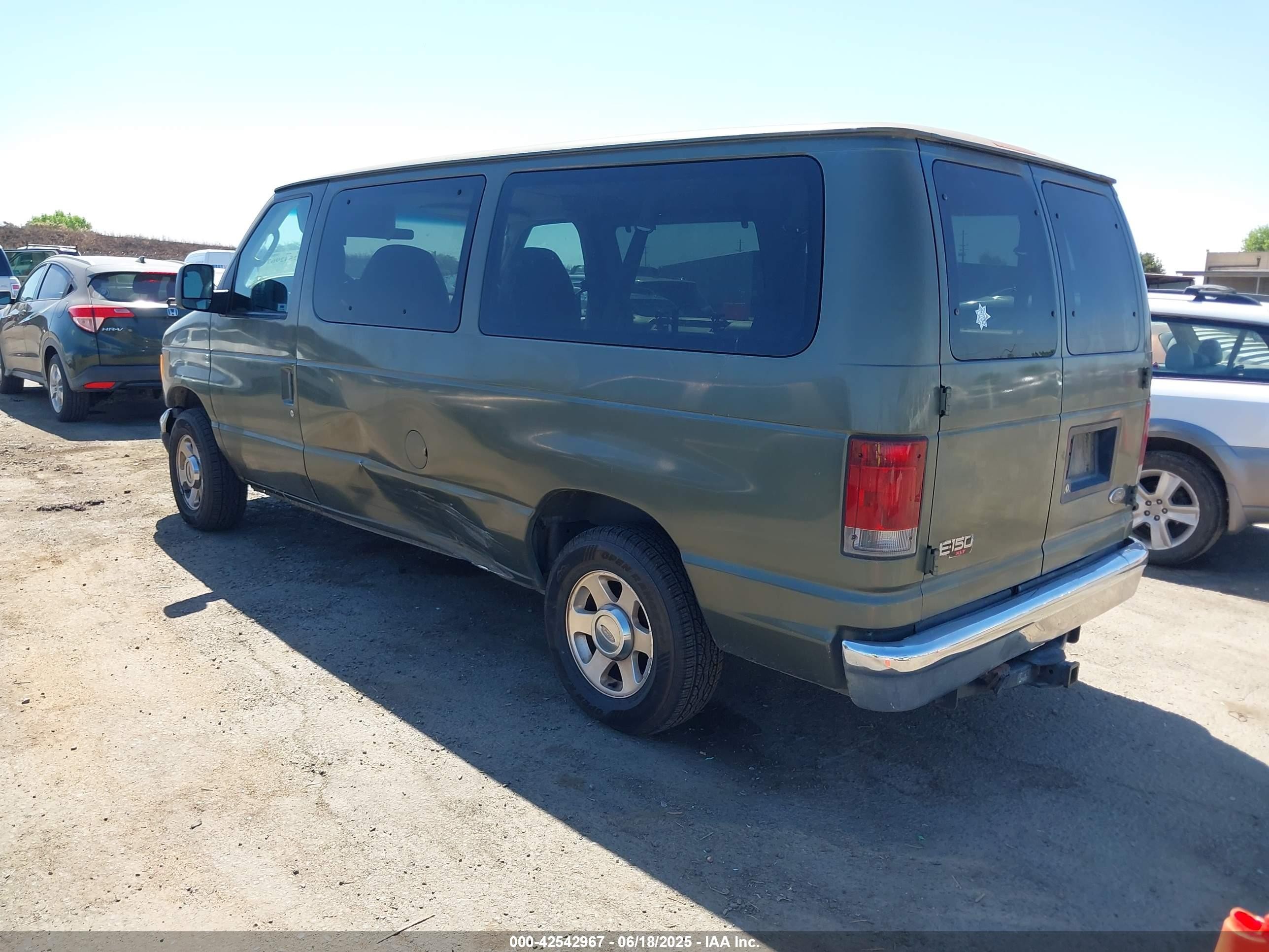 2005 Ford E-150 Chateau/xl/xlt Green vin: 1FMRE11W35HA16845