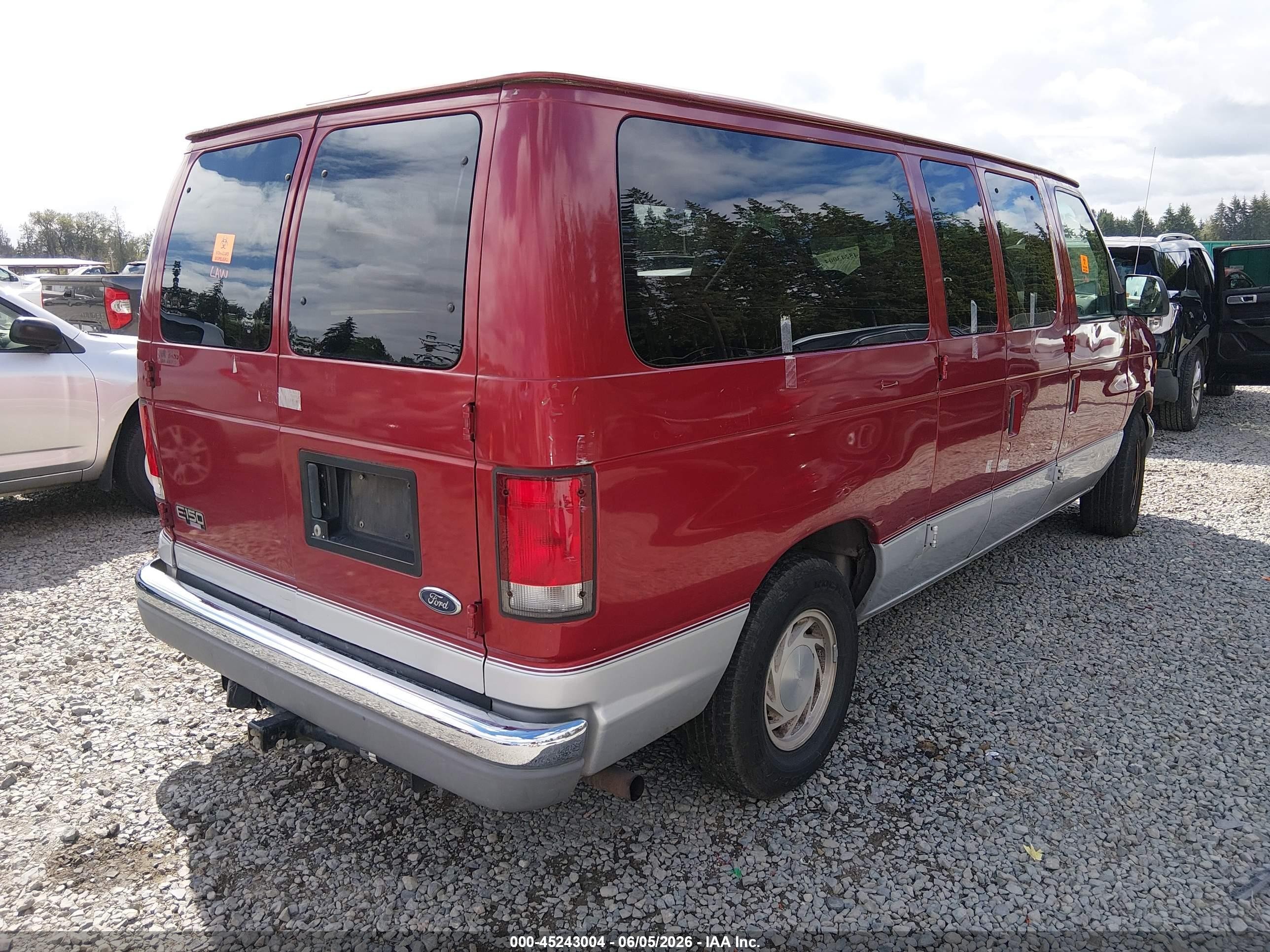 2000 Ford E-150 Xl/xlt Red vin: 1FMRE11W5YHB10147
