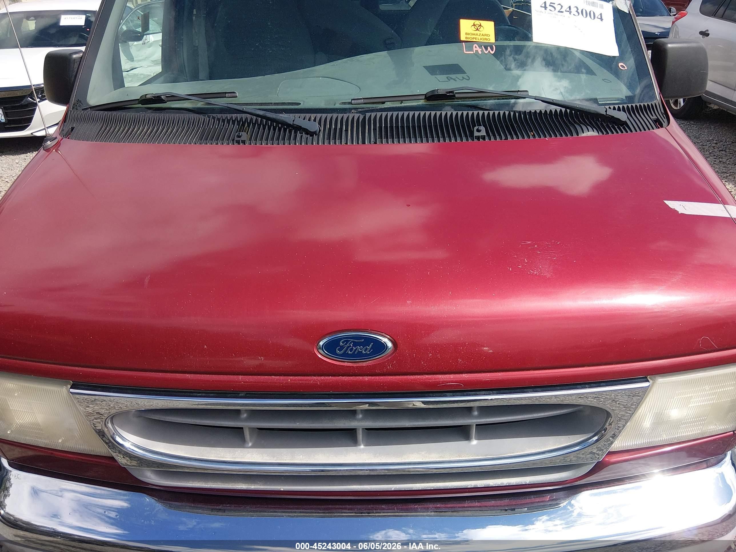 2000 Ford E-150 Xl/xlt Red vin: 1FMRE11W5YHB10147