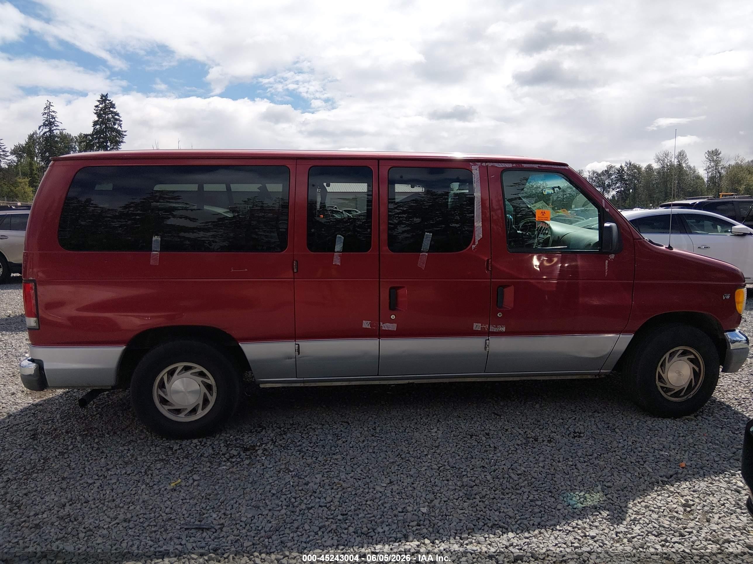 2000 Ford E-150 Xl/xlt Red vin: 1FMRE11W5YHB10147