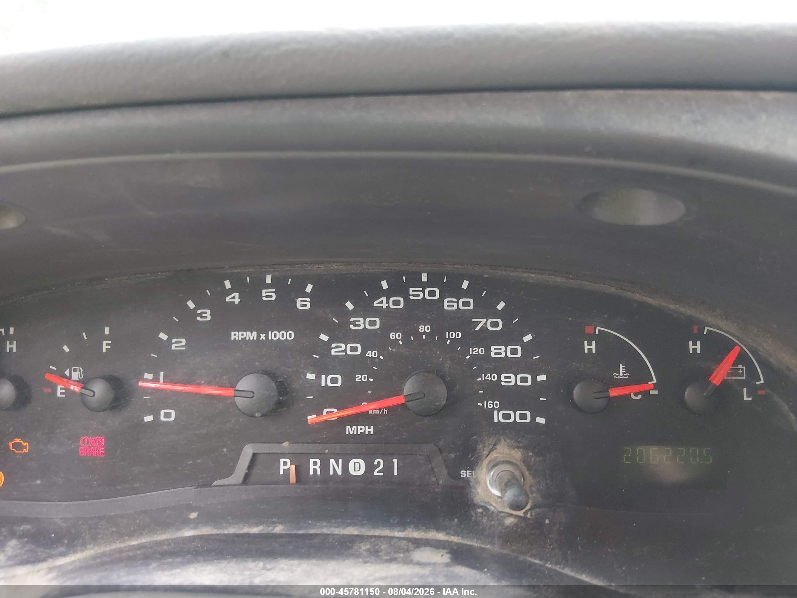 2006 Ford E-150 Xl/xlt Серебряный vin: 1FMRE11W66DA53414
