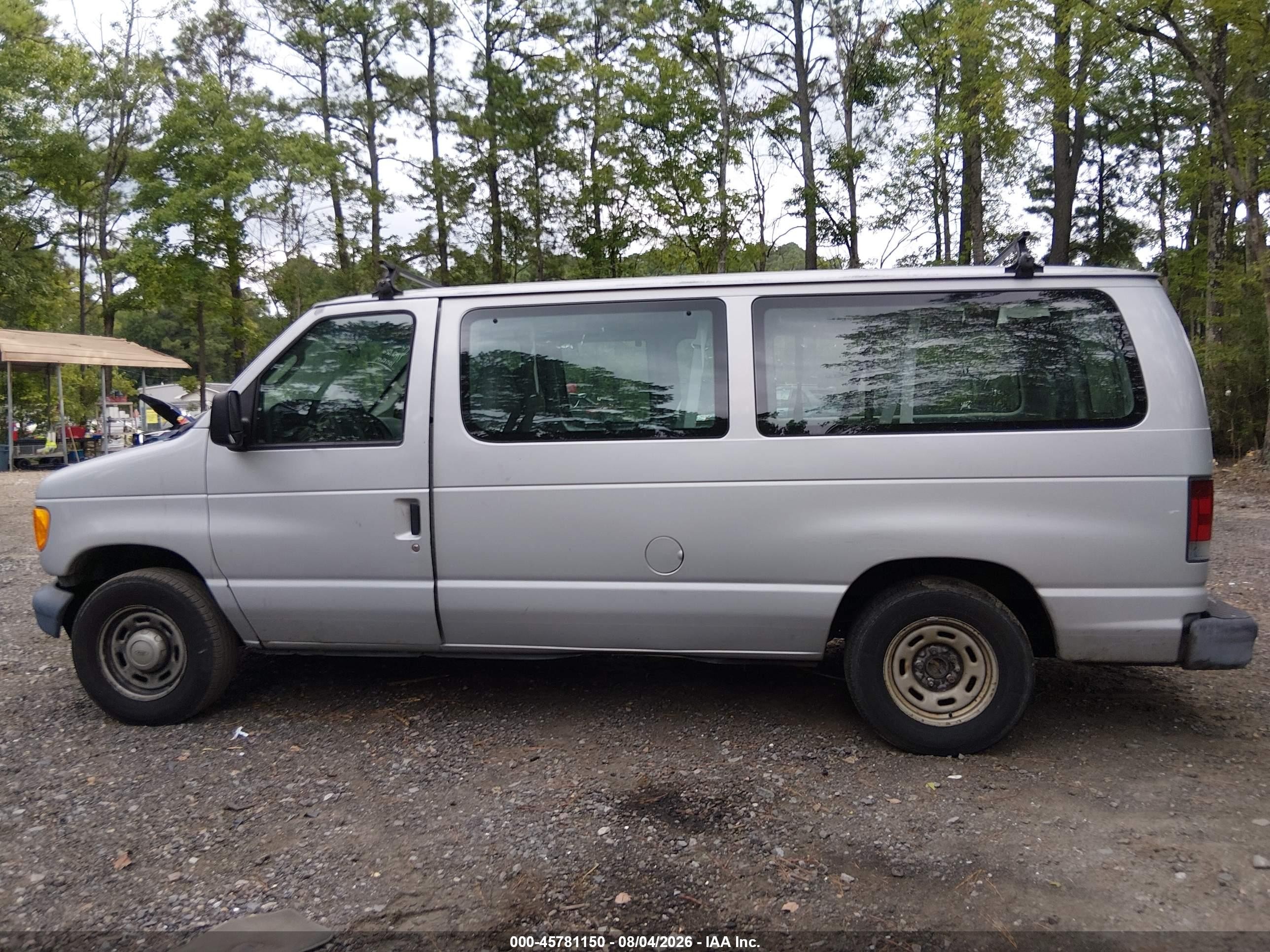 2006 Ford E-150 Xl/xlt Серебряный vin: 1FMRE11W66DA53414