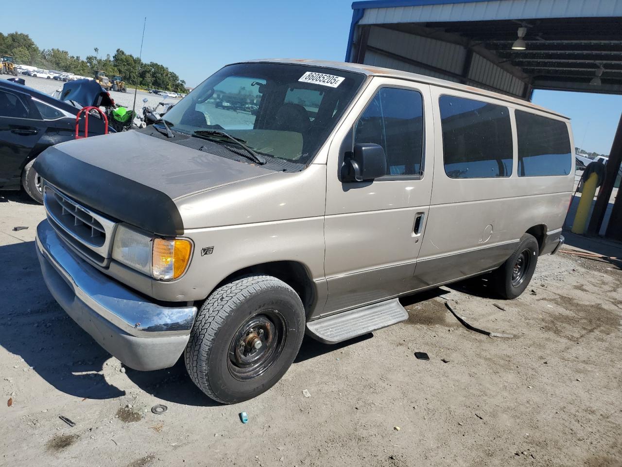 2001 Ford Econoline E150 Wagon Tan vin: 1FMRE11W91HB52830