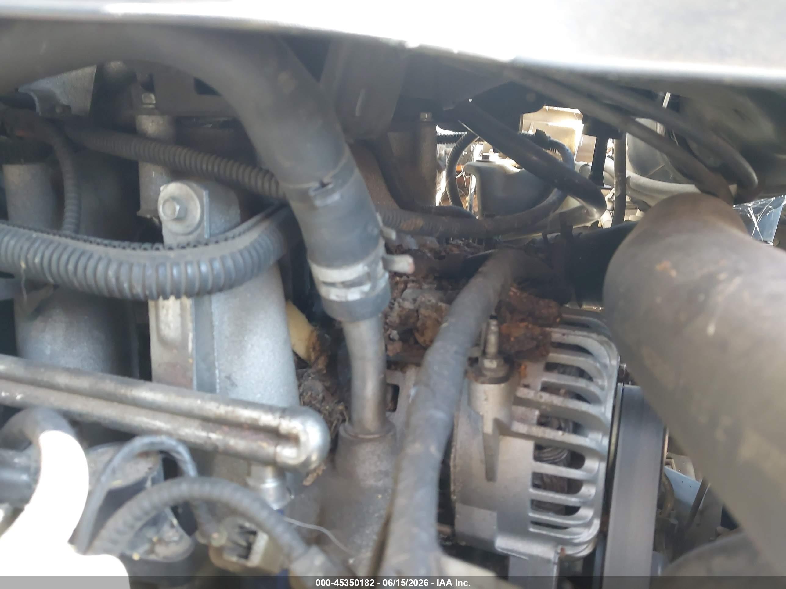 2004 Ford Expedition Xls Silver vin: 1FMRU13W44LA84986