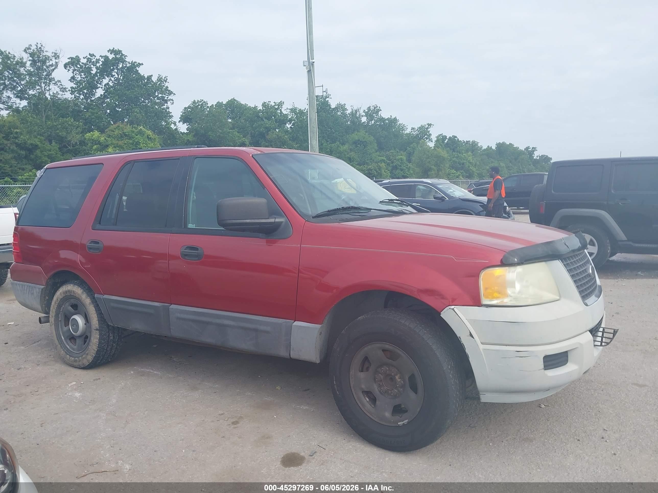 2004 Ford Expedition Xls Red vin: 1FMRU13W54LB36206