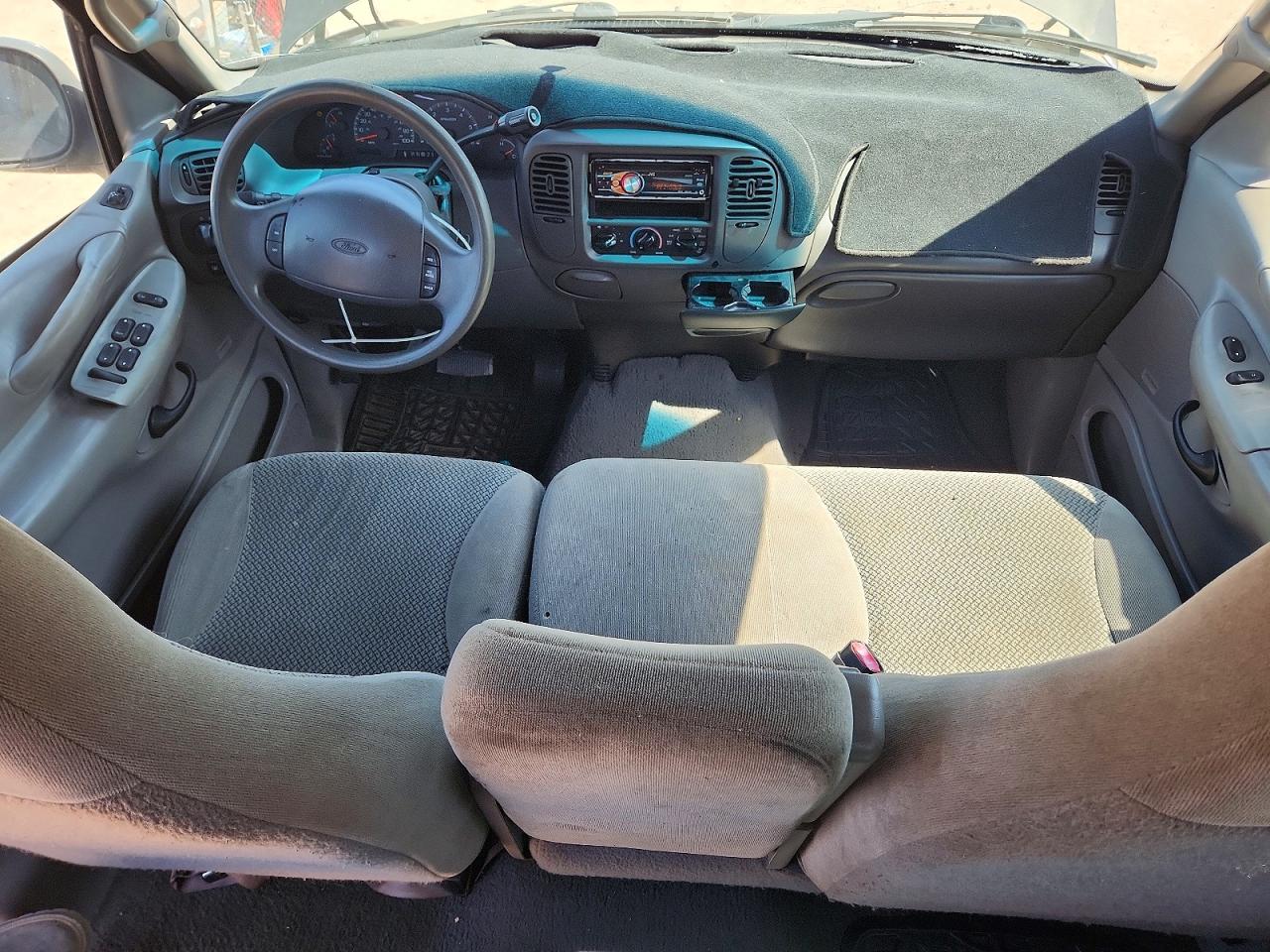 2000 Ford Expedition Xlt Black vin: 1FMRU1560YLA56556
