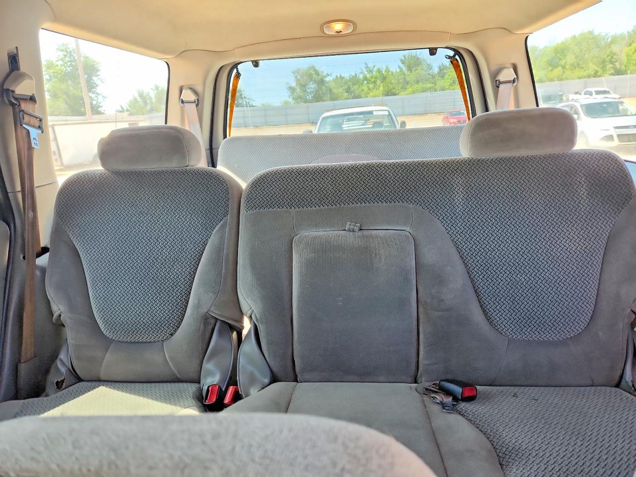 2000 Ford Expedition Xlt Black vin: 1FMRU1560YLA56556