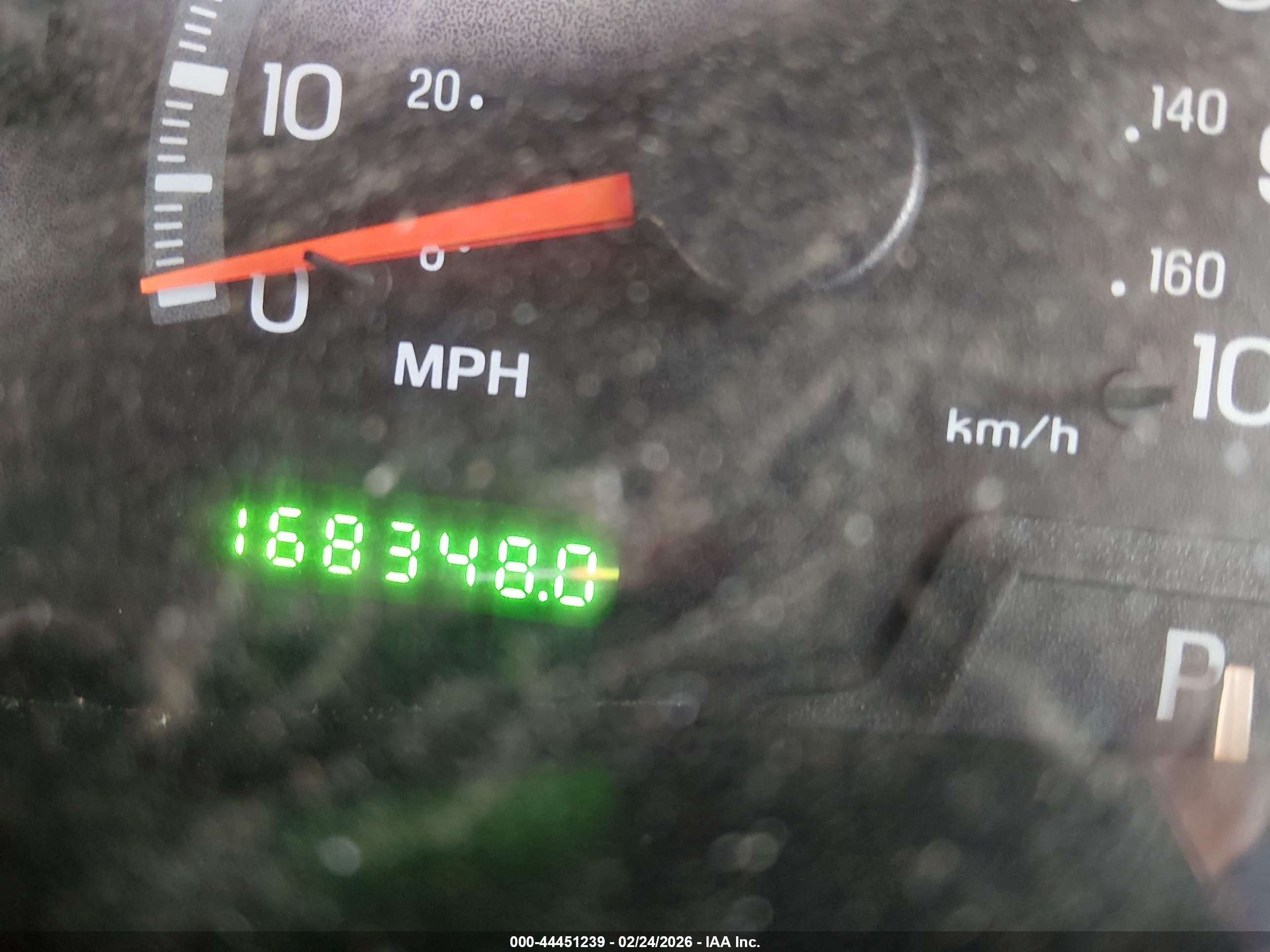 2000 Ford Expedition Xlt Silver vin: 1FMRU1566YLB30093