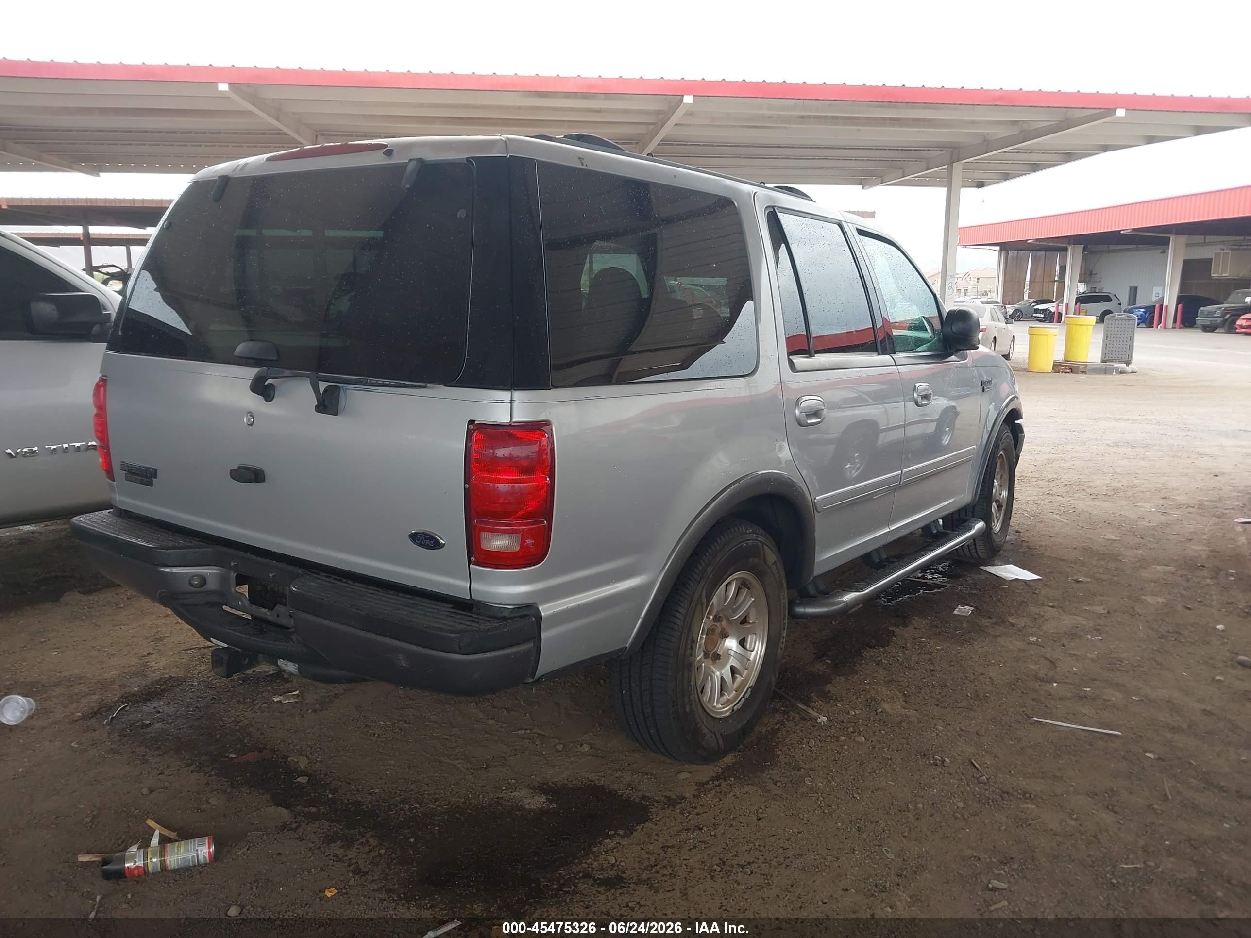 2000 Ford Expedition Xlt Gray vin: 1FMRU1567YLB77164