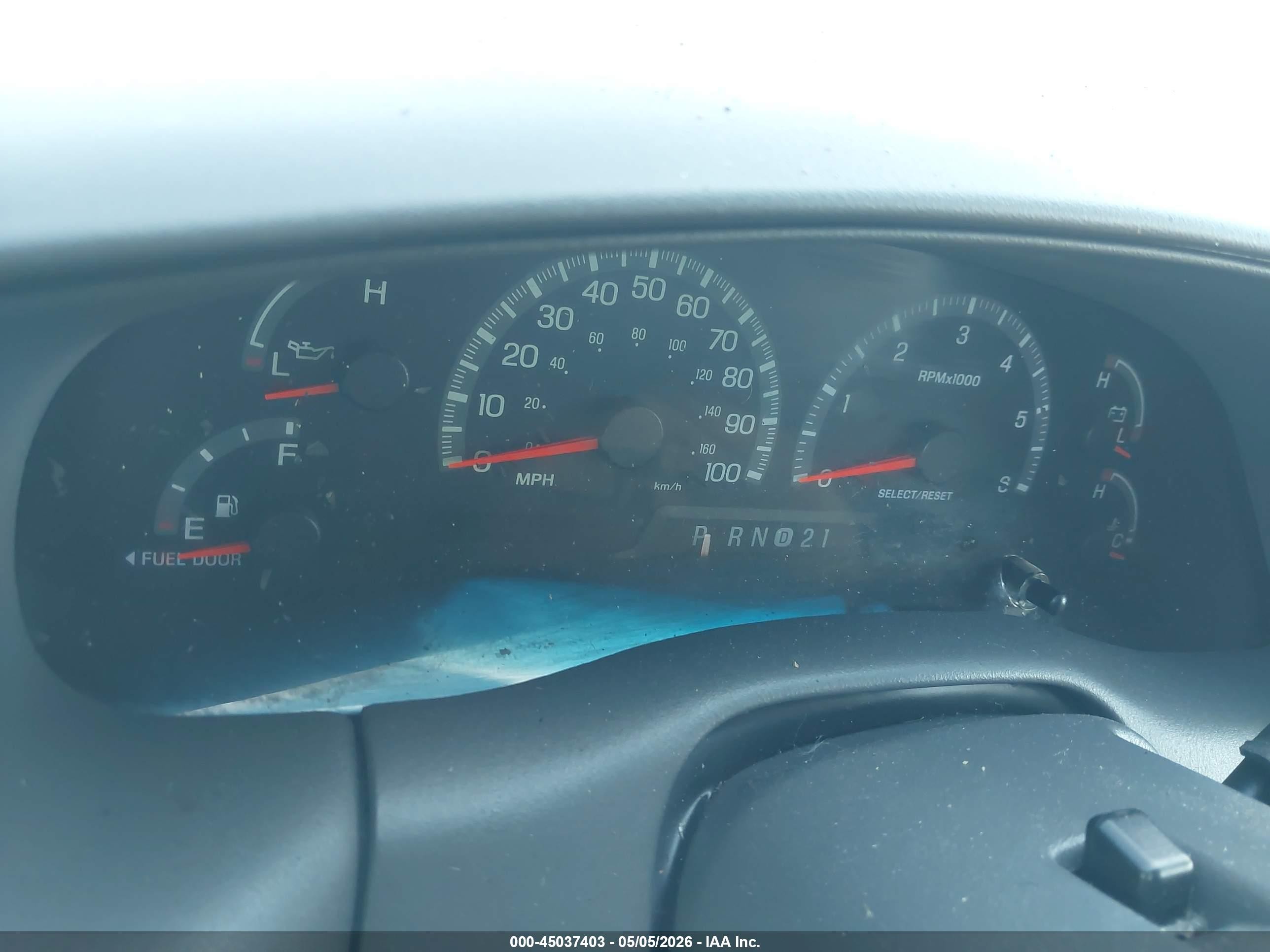2000 Ford Expedition Xlt Blue vin: 1FMRU1567YLB93235