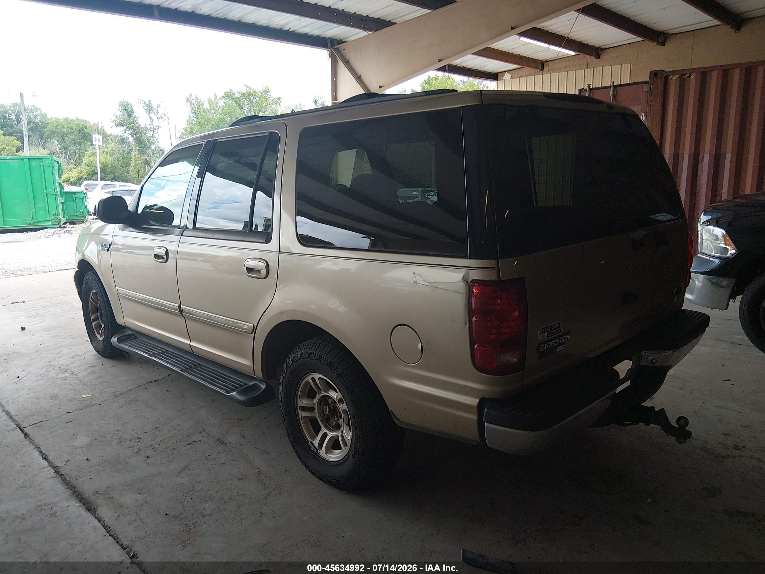2000 Ford Expedition Xlt Gold vin: 1FMRU1568YLB25395