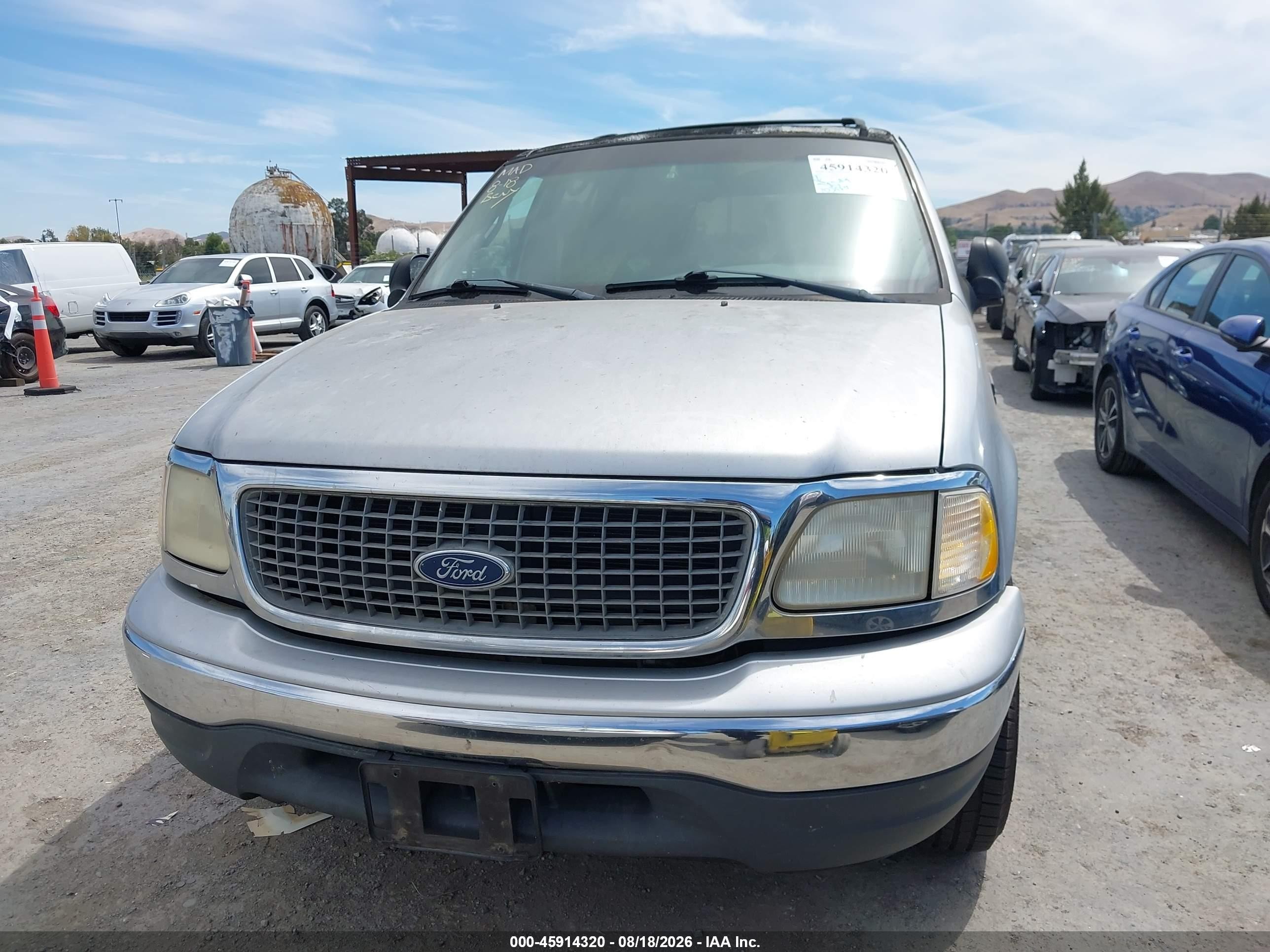 2000 Ford Expedition Xlt Gray vin: 1FMRU156XYLC32710