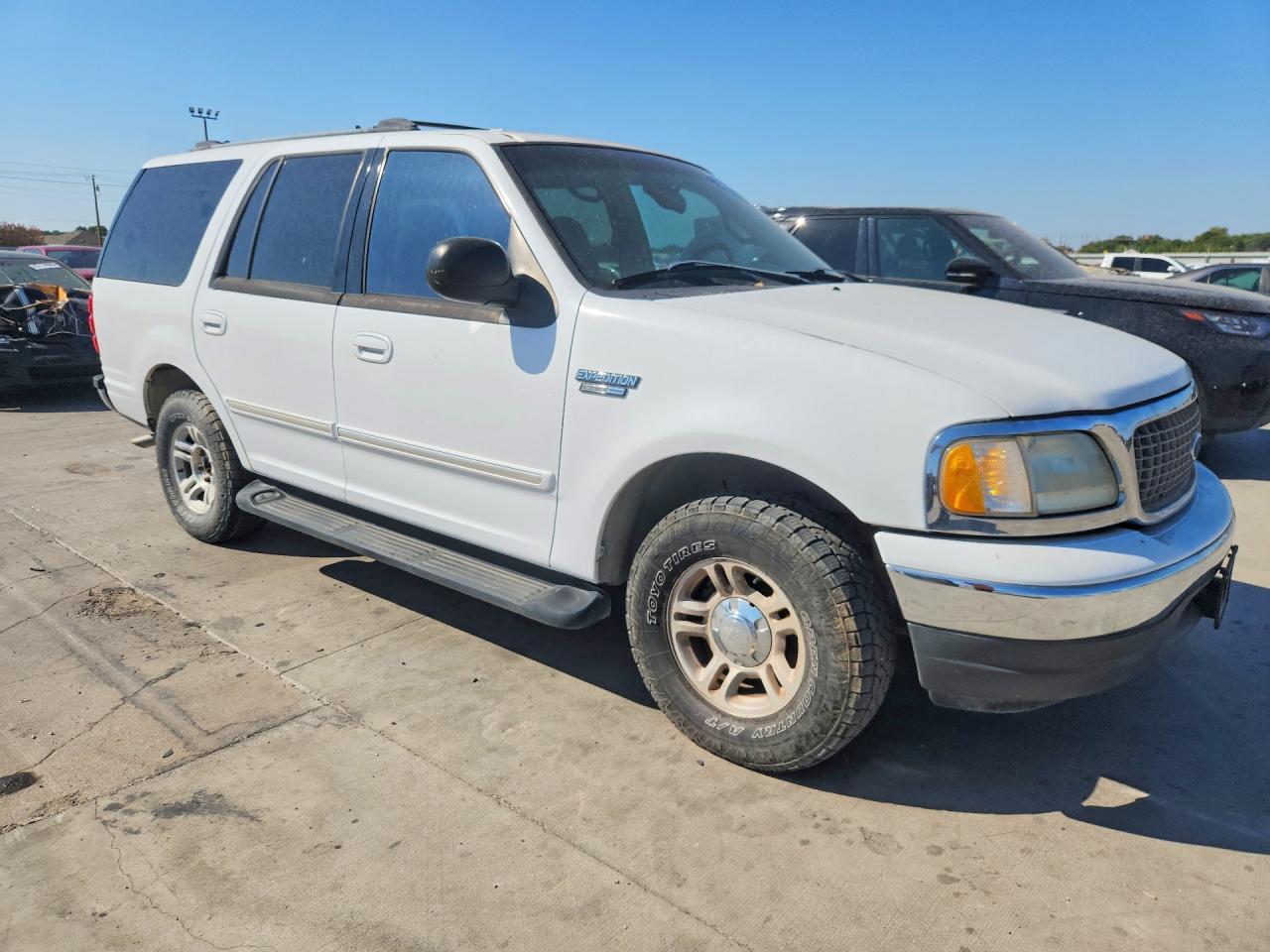 2000 Ford Expedition Xlt White vin: 1FMRU15L2YLB87199