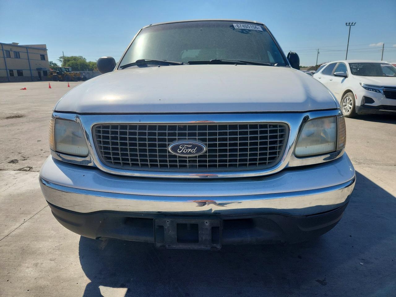 2000 Ford Expedition Xlt White vin: 1FMRU15L2YLB87199
