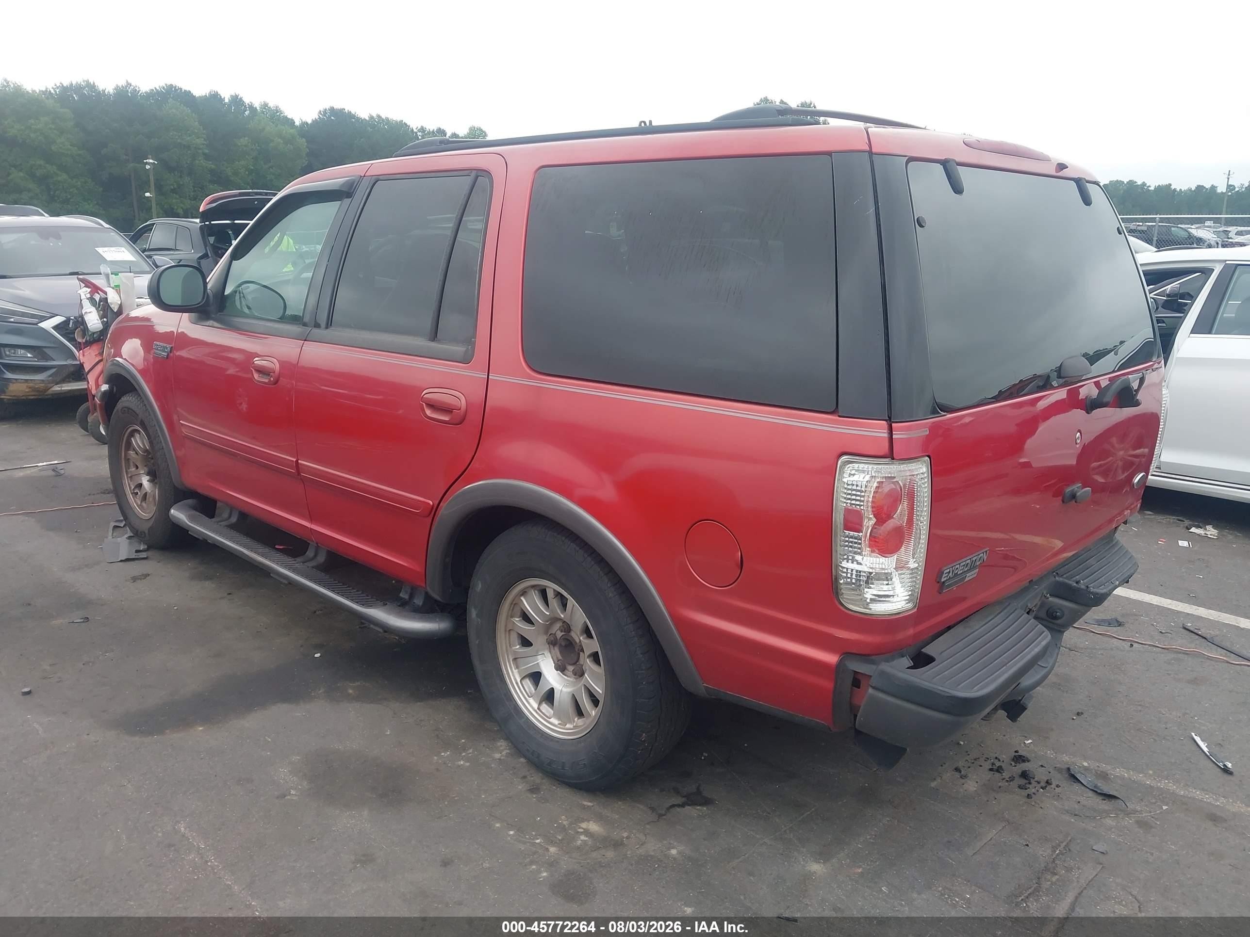 2000 Ford Expedition Xlt Red vin: 1FMRU15L2YLC15602